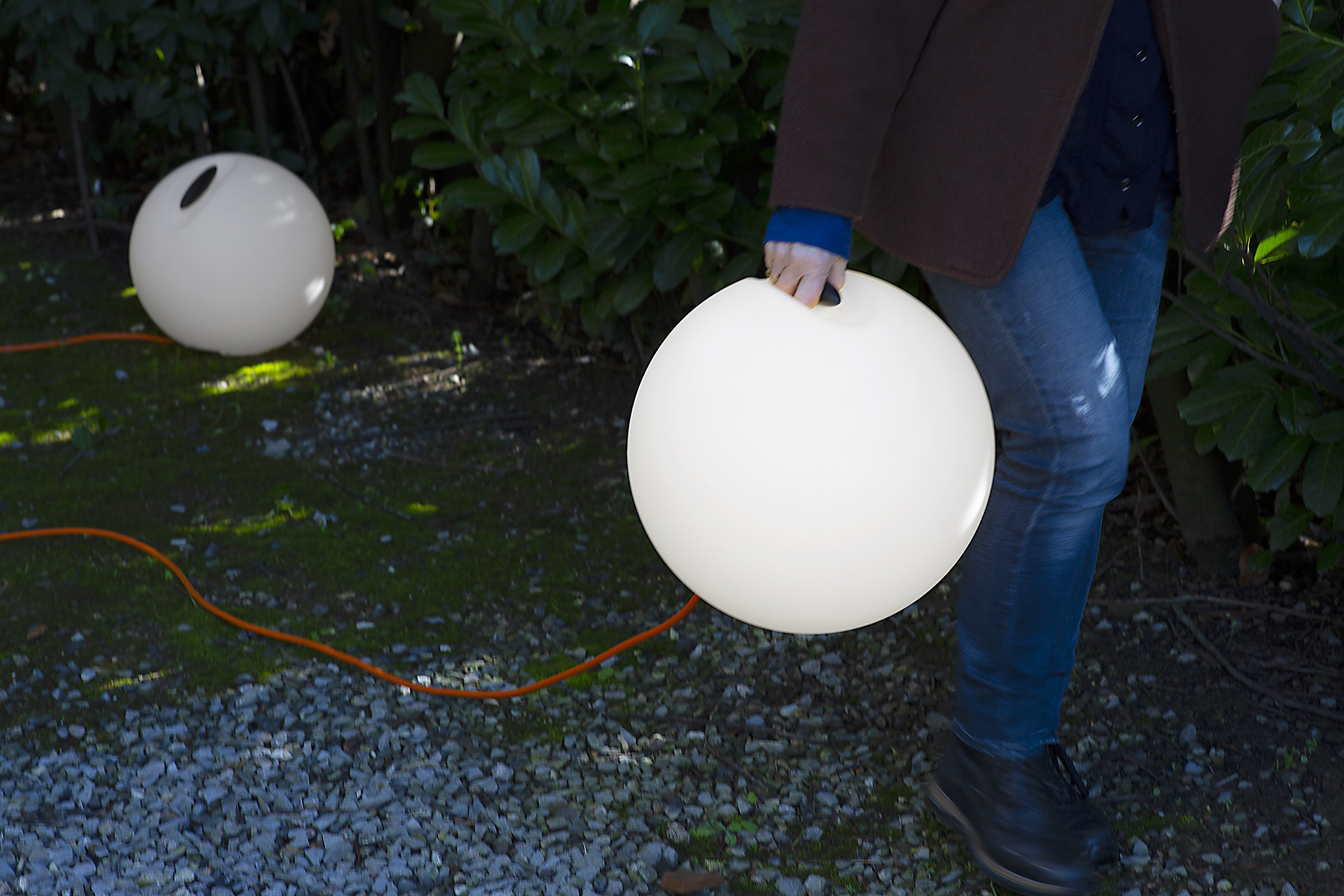 Lampa podłogowa zewnętrzna BOWL biały