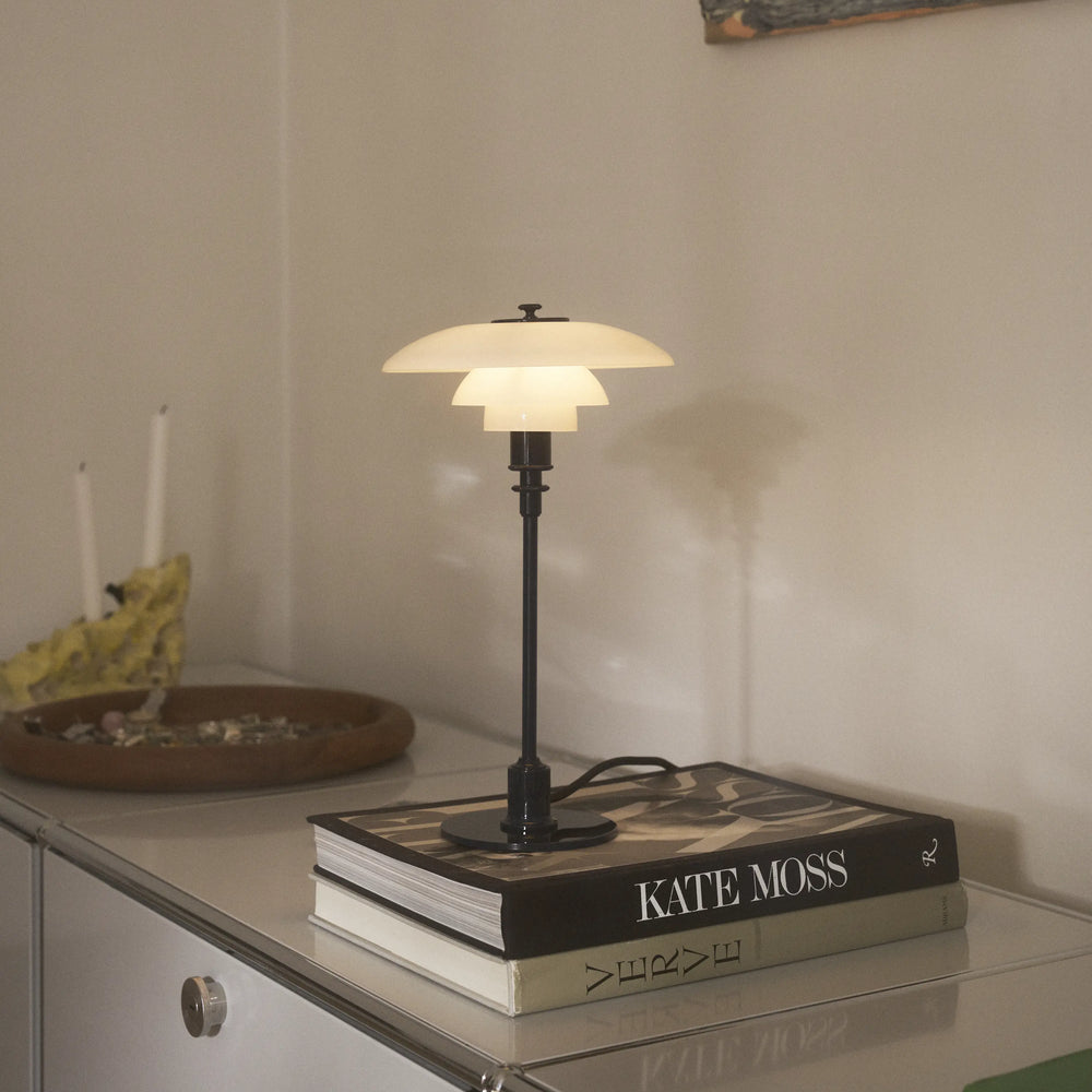 Lampa stołowa PH 2/1 biały z ciemnozieloną podstawą