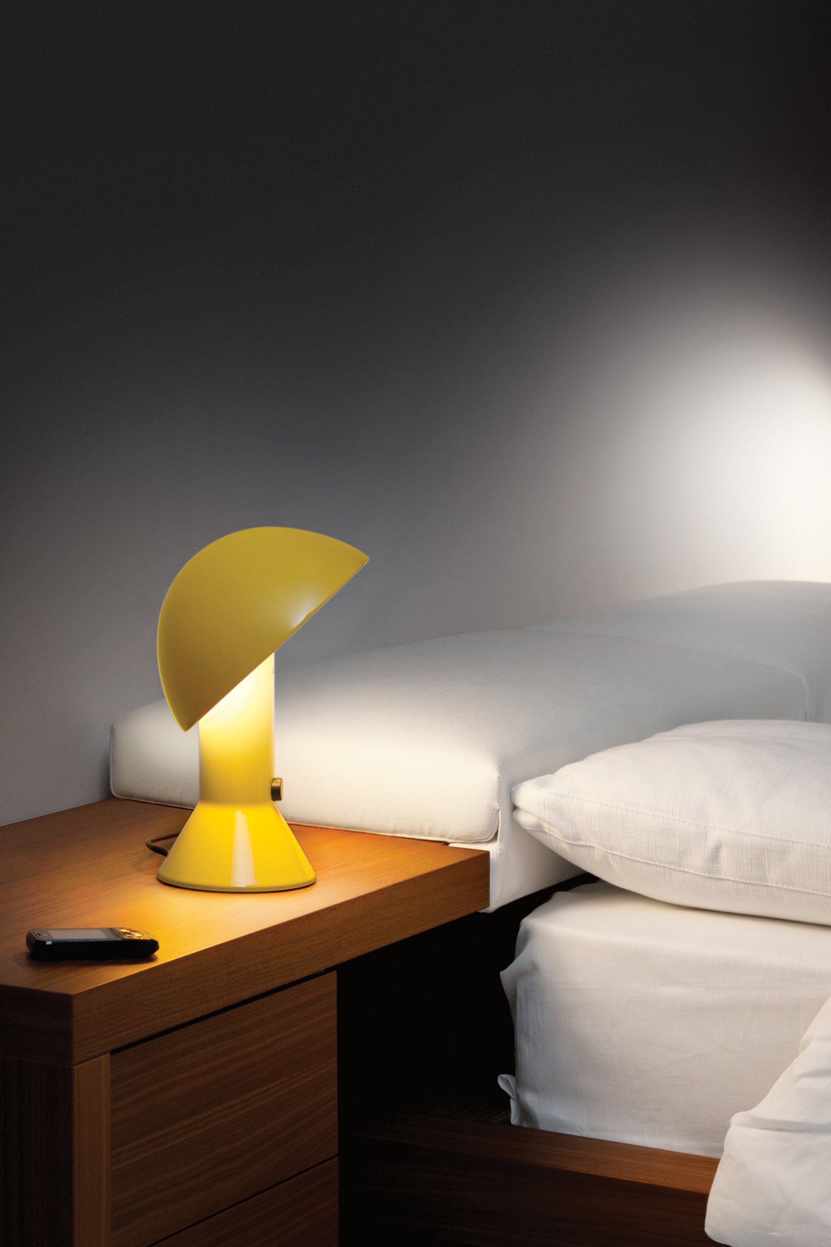 Lampa stołowa ELMETTO połyskujący niebieski