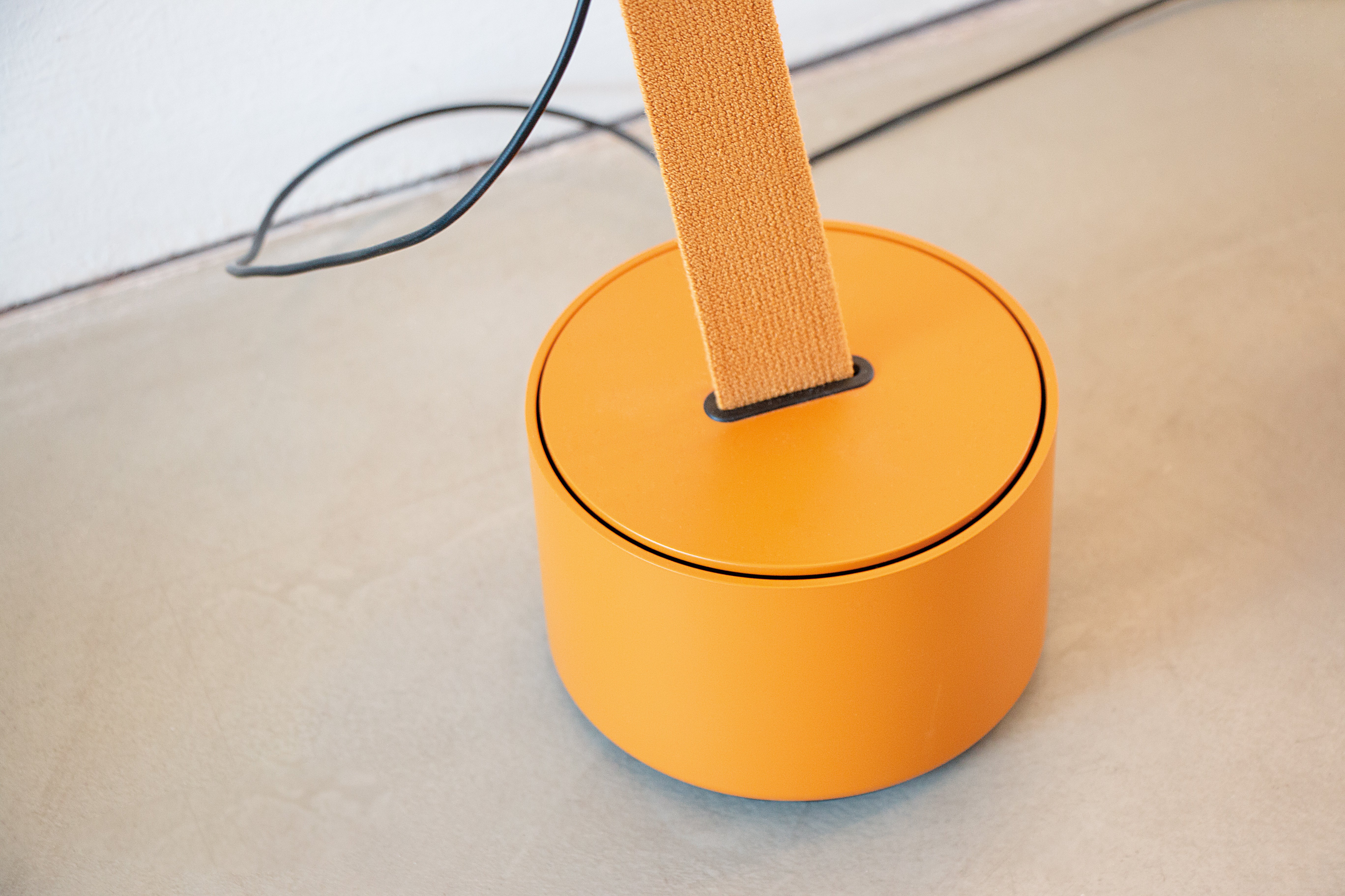 Lampa podłogowa ELASTICA żółty