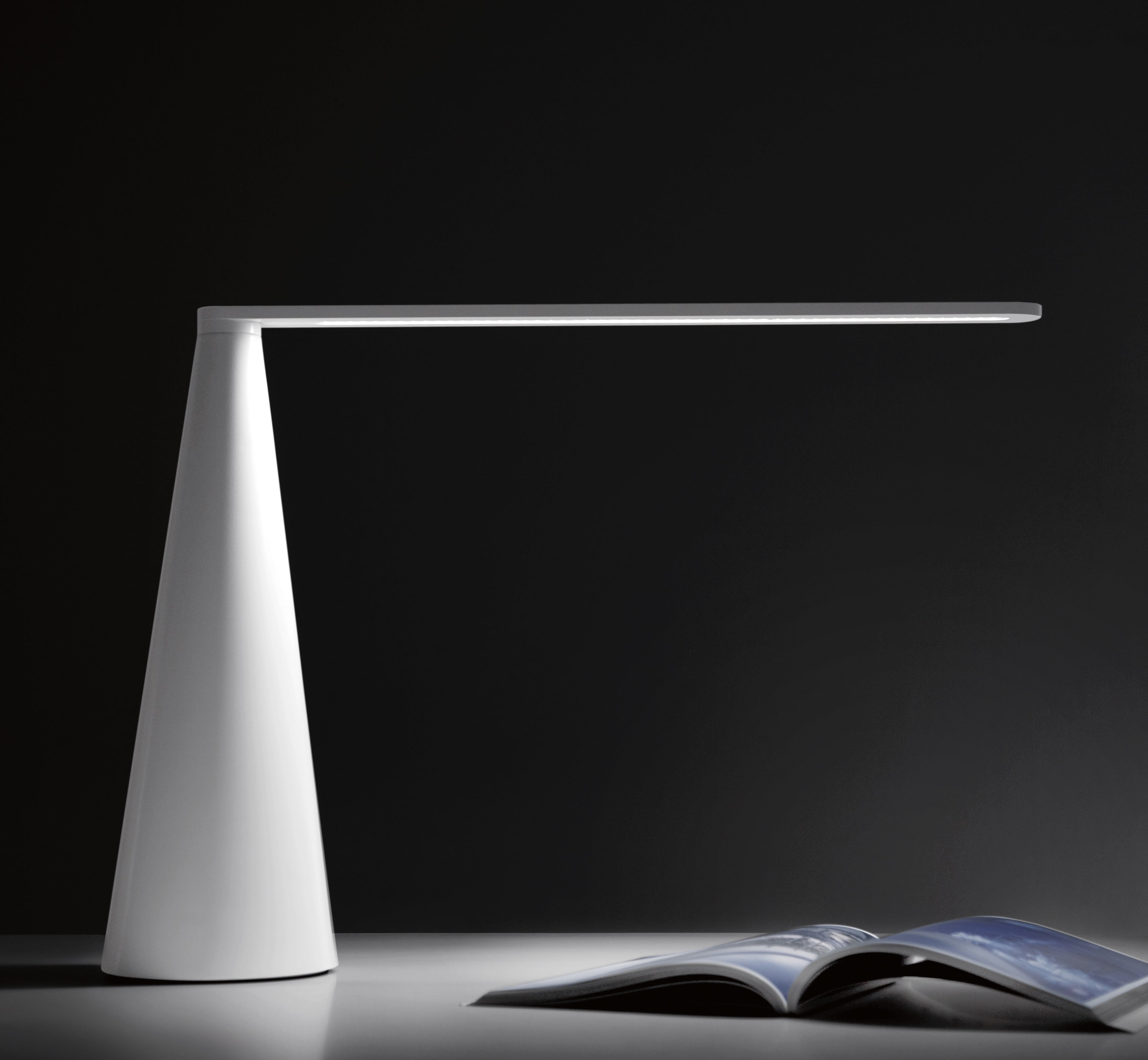 Lampa stołowa ELICA połyskujący żółty – Martinelli Luce
