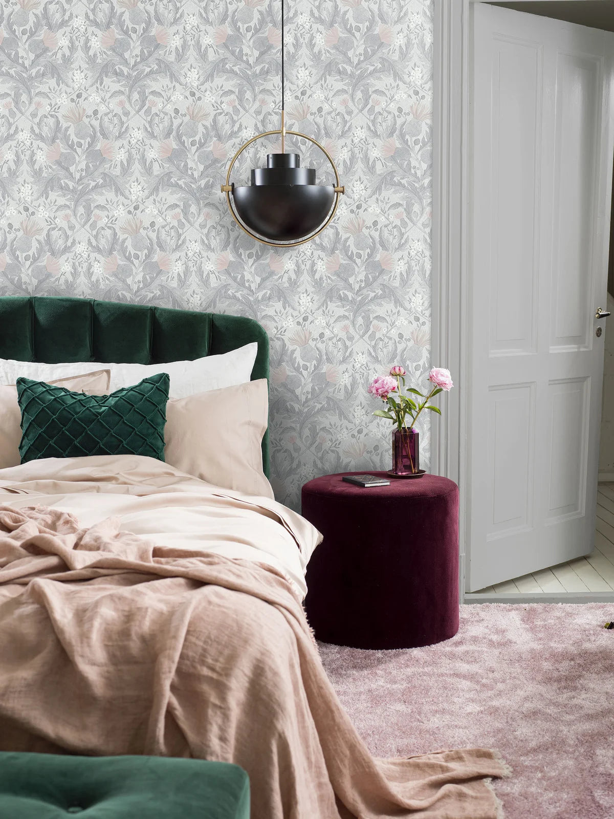 Tapete mit pflanzlichem Blattmuster THISTLE, gedämpftes graugrün mit Rosa