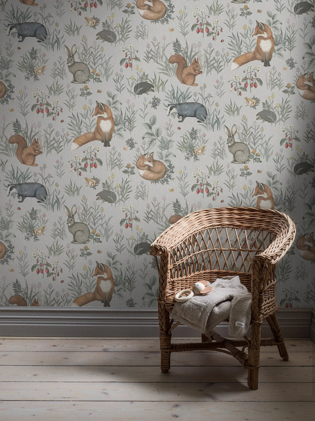 Children's mural with animal theme FOREST FRIENDS in blue