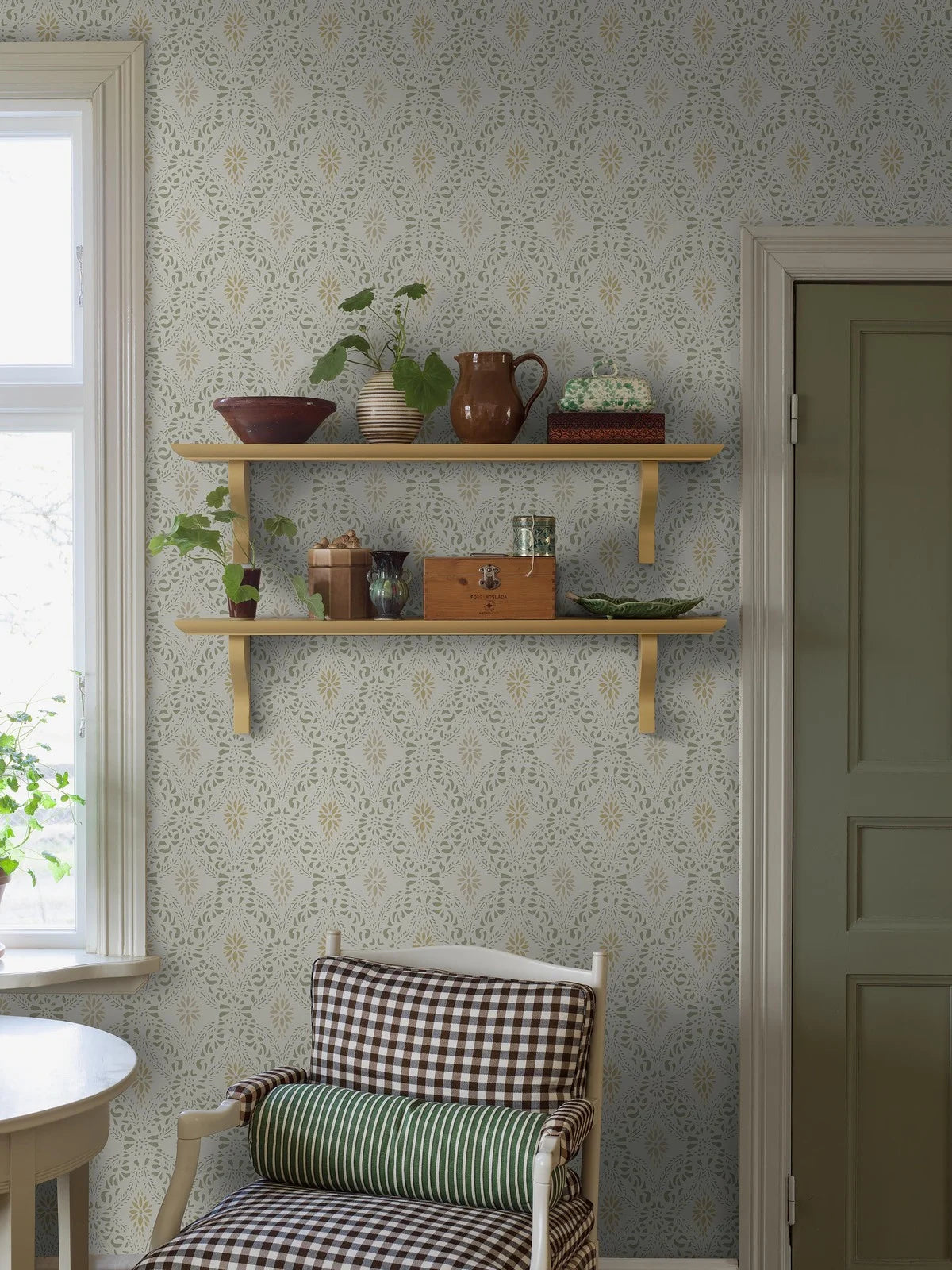 Vlies-Tapete mit geometrischem Muster KVARNHOLMEN weiß mit grün