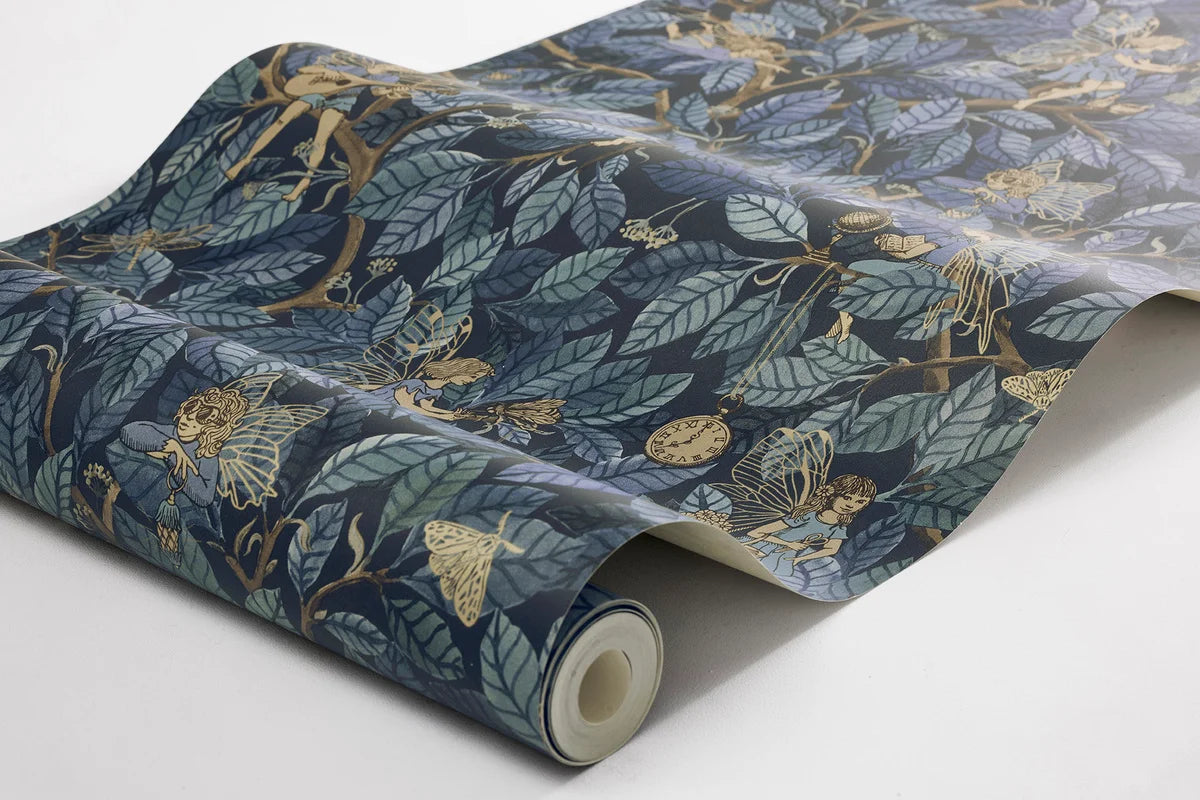 Tapeta dziecięca z motywem baśniowym wróżek FAIRIES ciemny niebieski