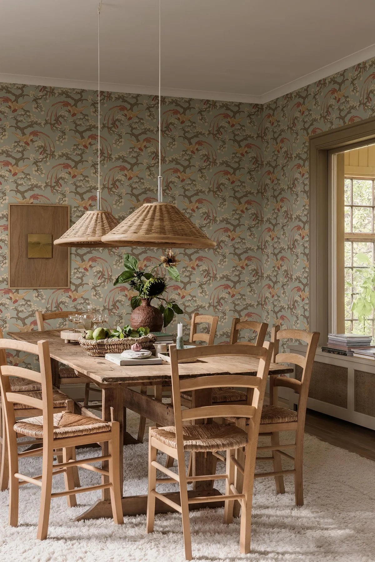 Tapeta z motywem roślinnym i zwierzęcym FENIX błękitny