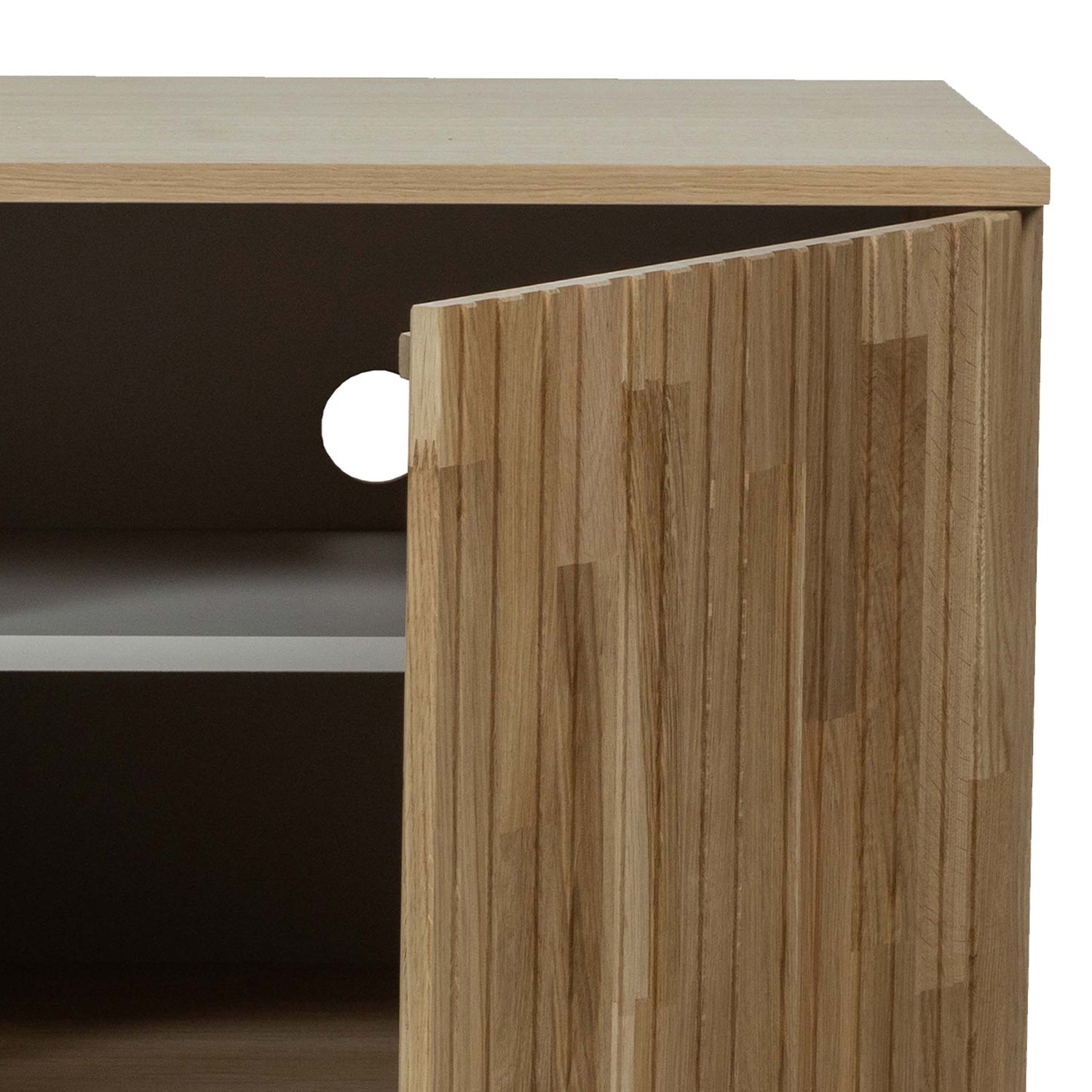 NEW GRAVURE TV Cabinet oak veneer