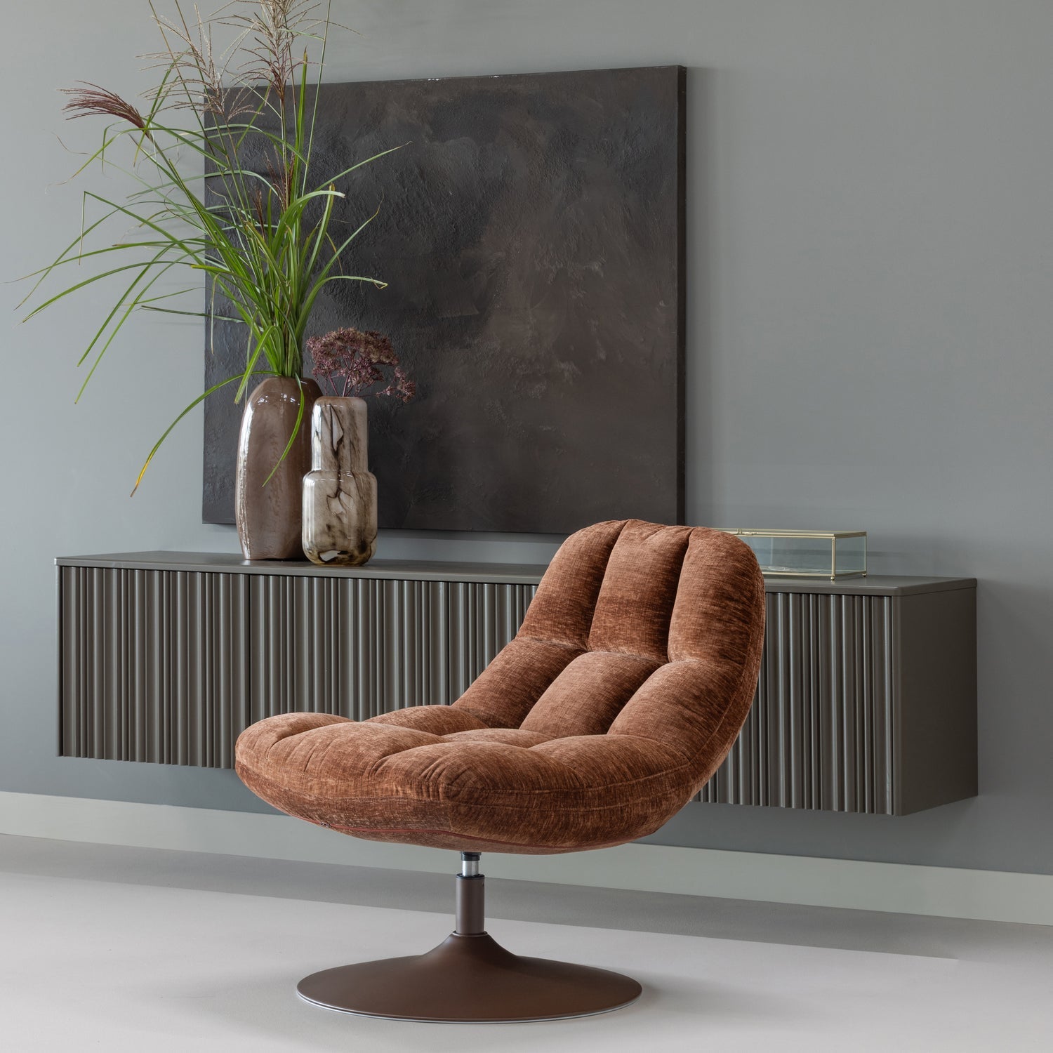 ELVI Brick Swivel Armchair