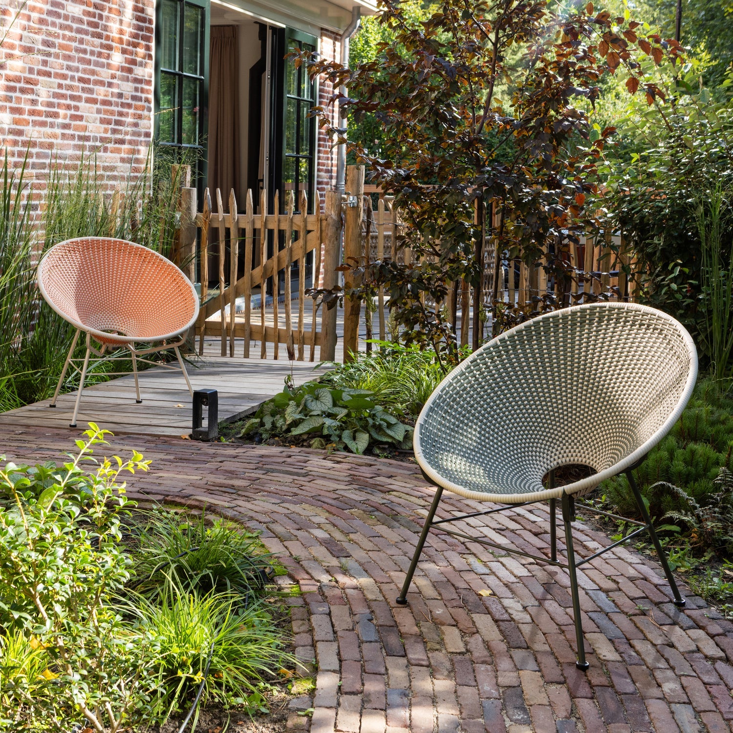 Fotel ogrodowy KAZOUN pomarańczowy z beżową podstawą