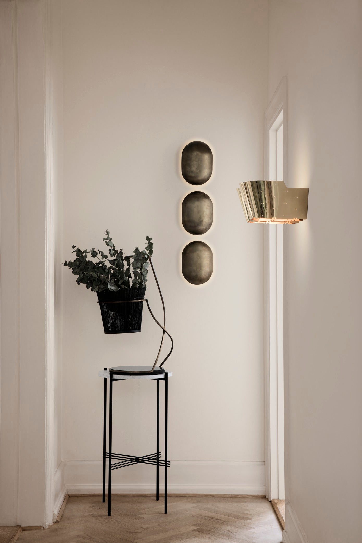 MATÉGOT planter yellow
