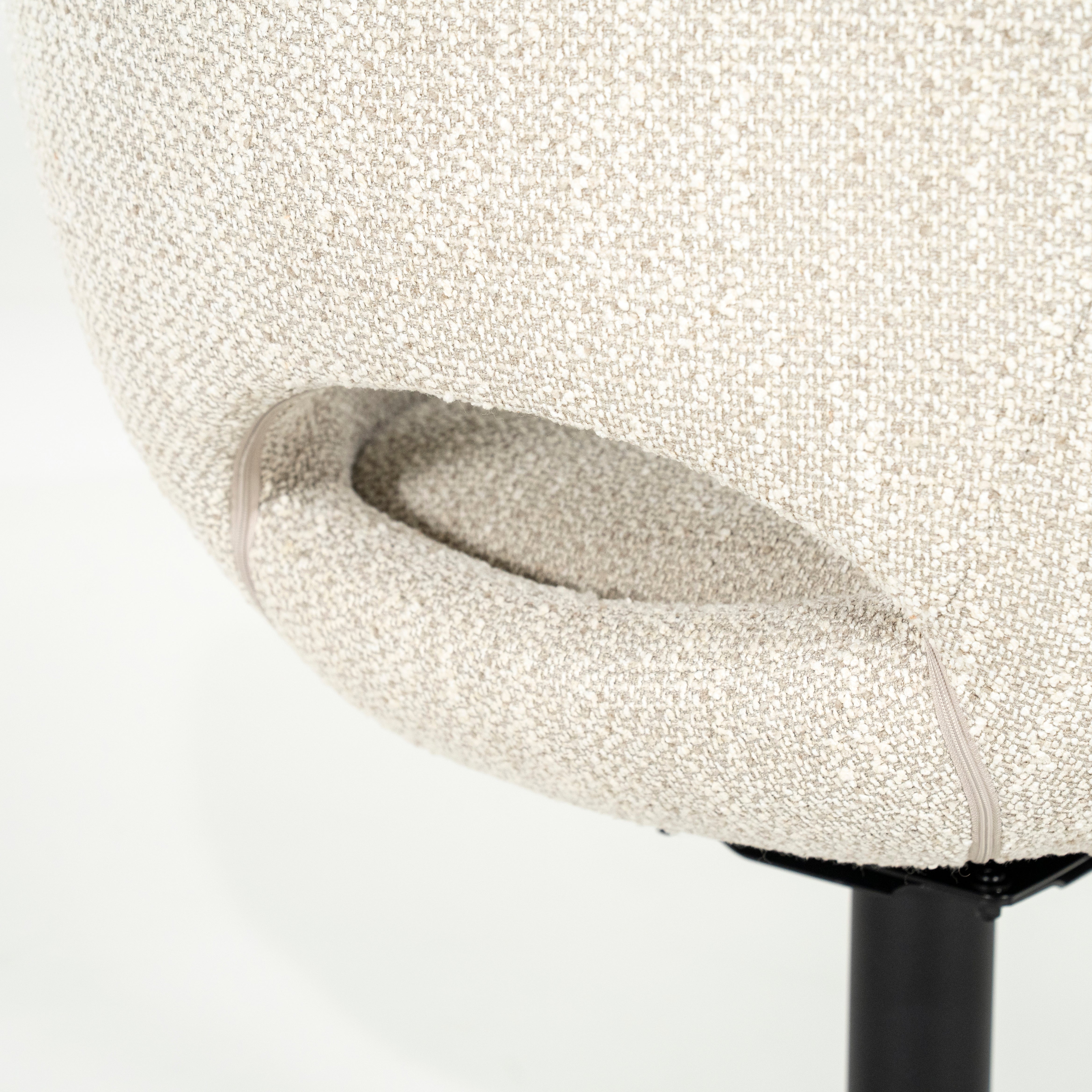 Krzesło obrotowe NOL beżowy z czarną podstawą