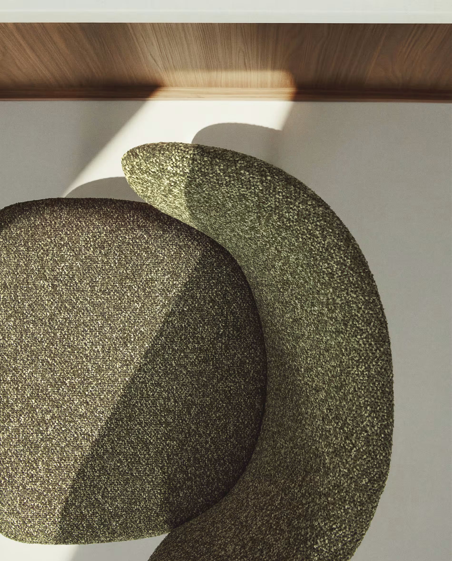 Bar stool CISELIA dark green chenille with dark ash base