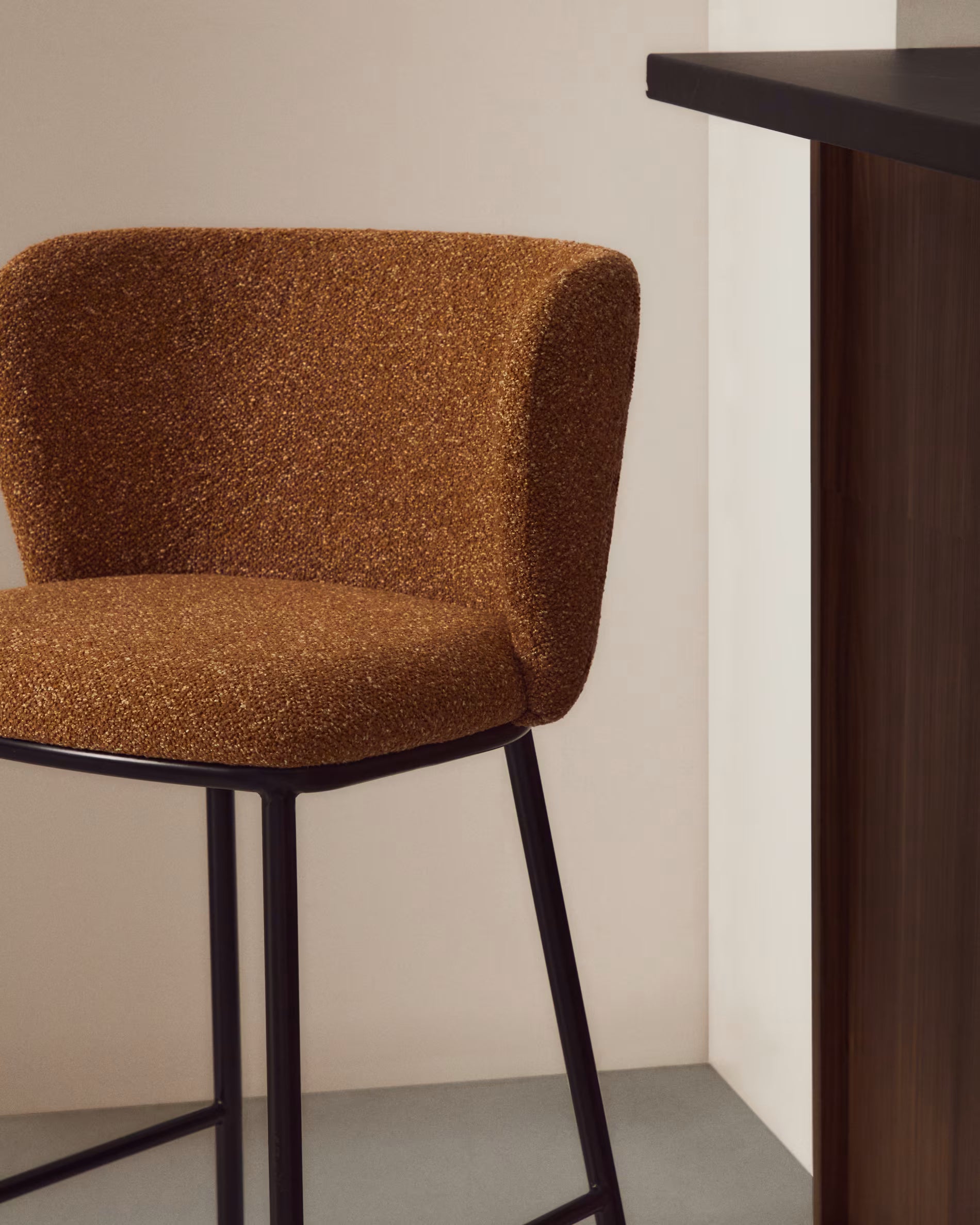 Bar stool CISELIA brick chenille with black base