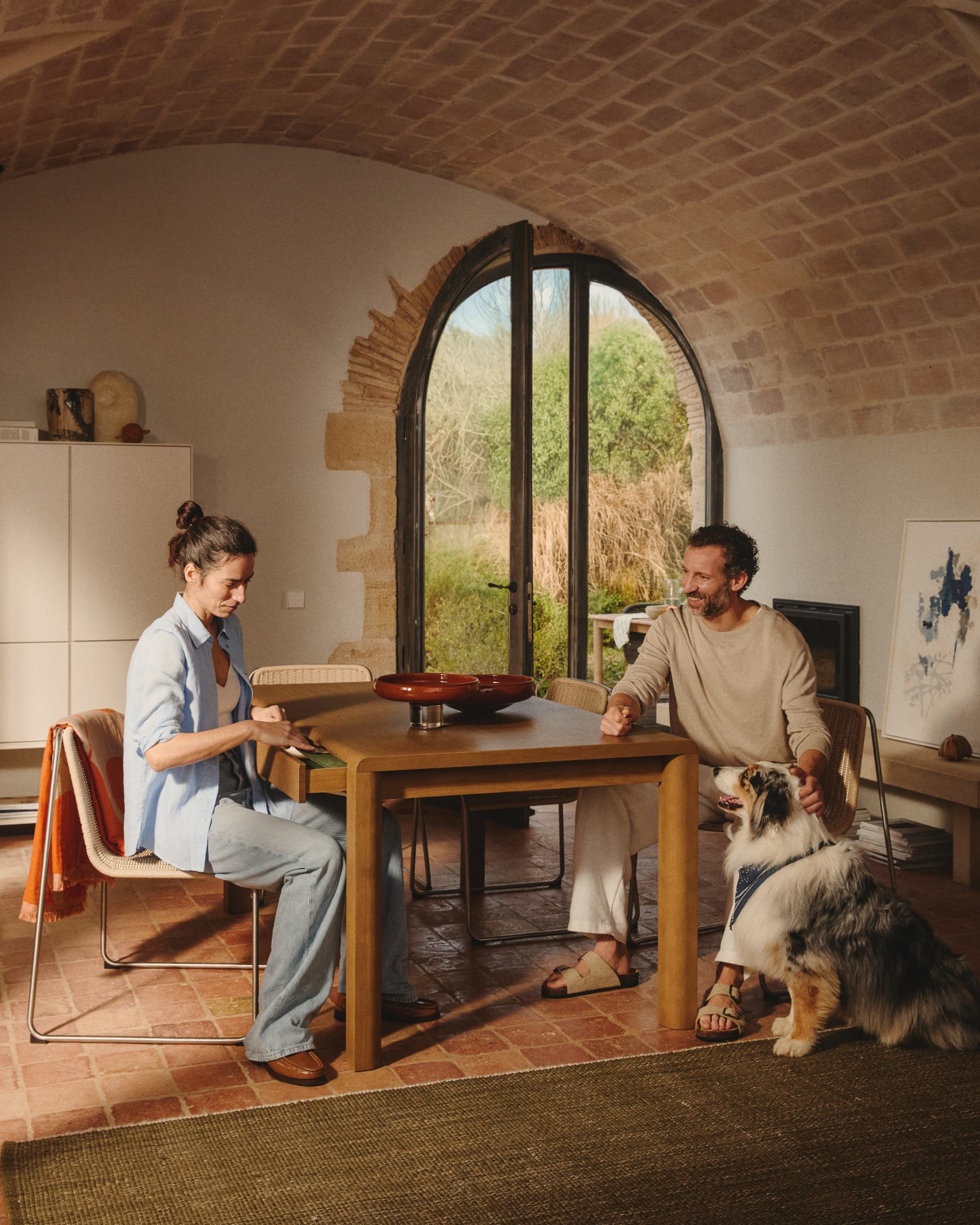 Krzesło ogrodowe TAVARI beżowy ze stalową podstawą