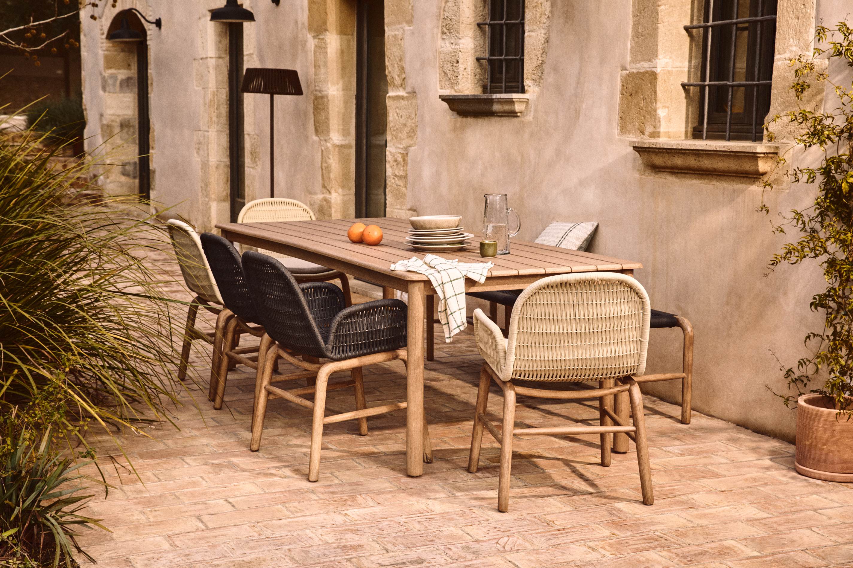 ALIPA Dark Gray Armchair