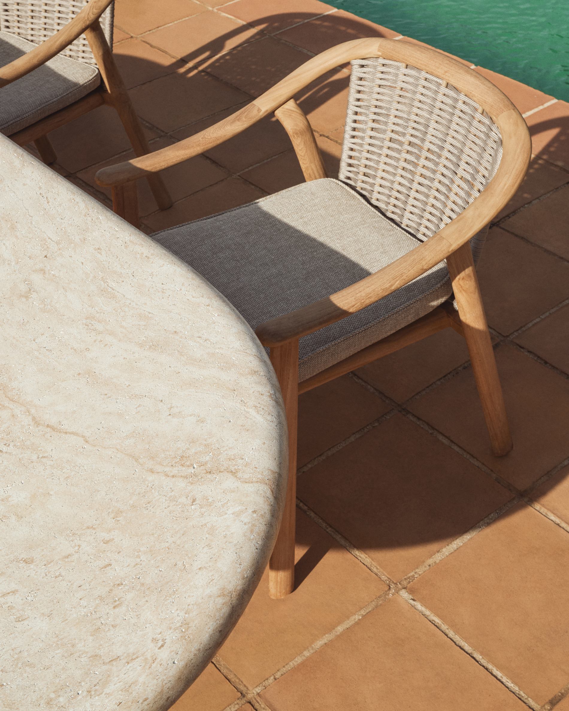 ELUNDA Garden Chair in Light Teak Wood