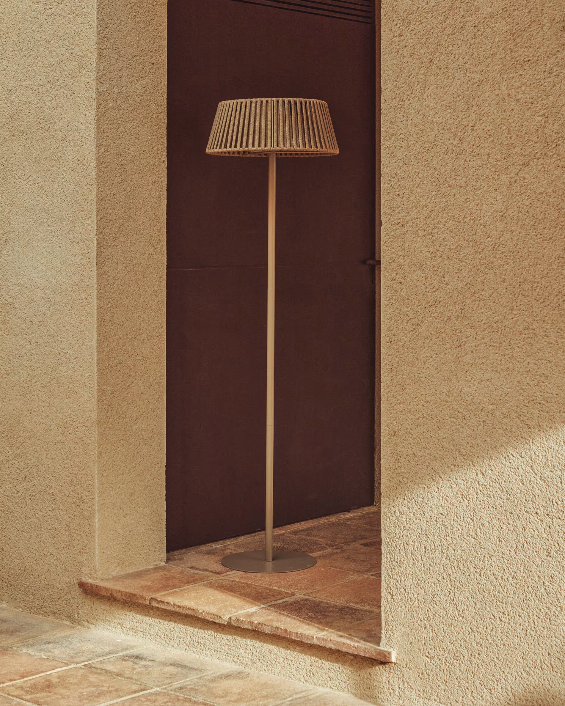 Lampa ogrodowa podłogowa solarna ALDET beżowy