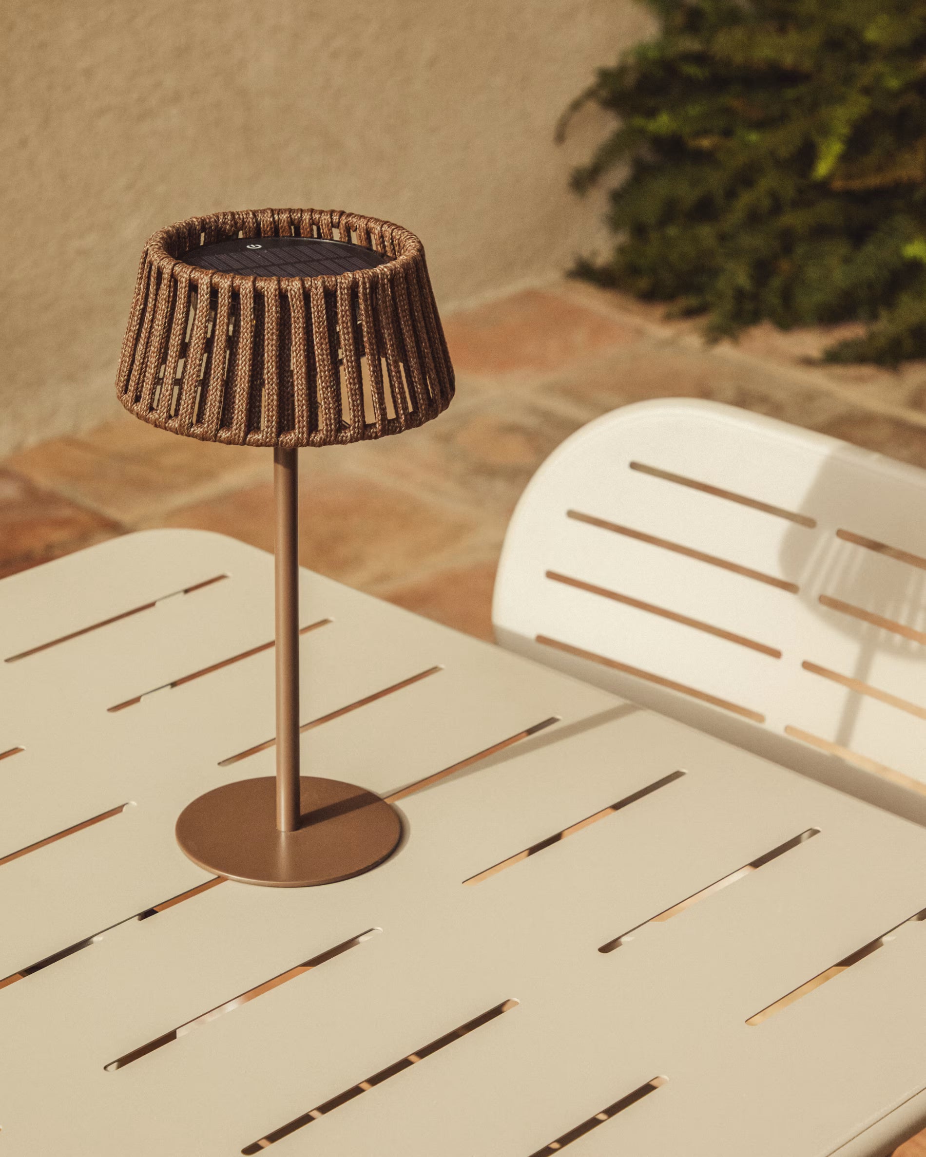 Lampa ogrodowa solarna ALDET brązowy
