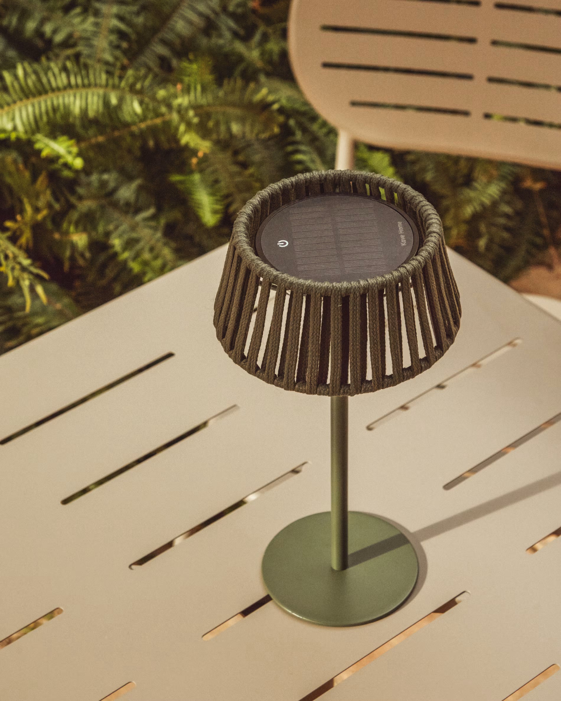 Lampa ogrodowa solarna ALDET zielony