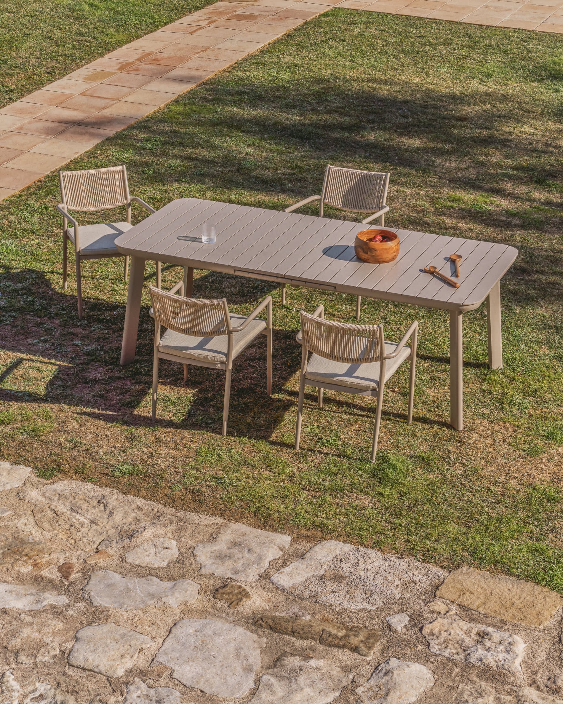 Krzesło ogrodowe ARGASI szarobeżowy