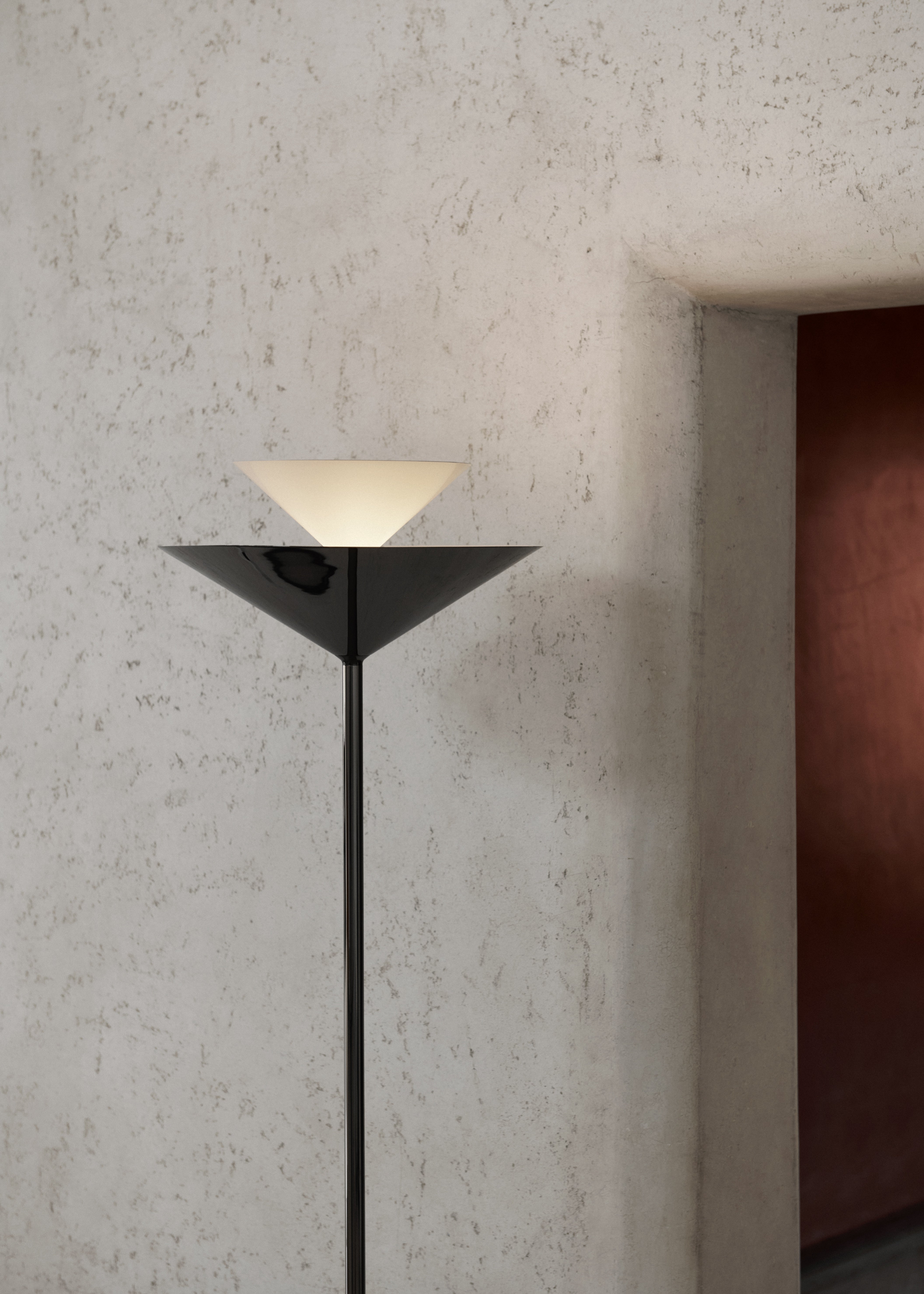 Lampa podłogowa GIO LN28 chromowany z brązową marmurową podstawą