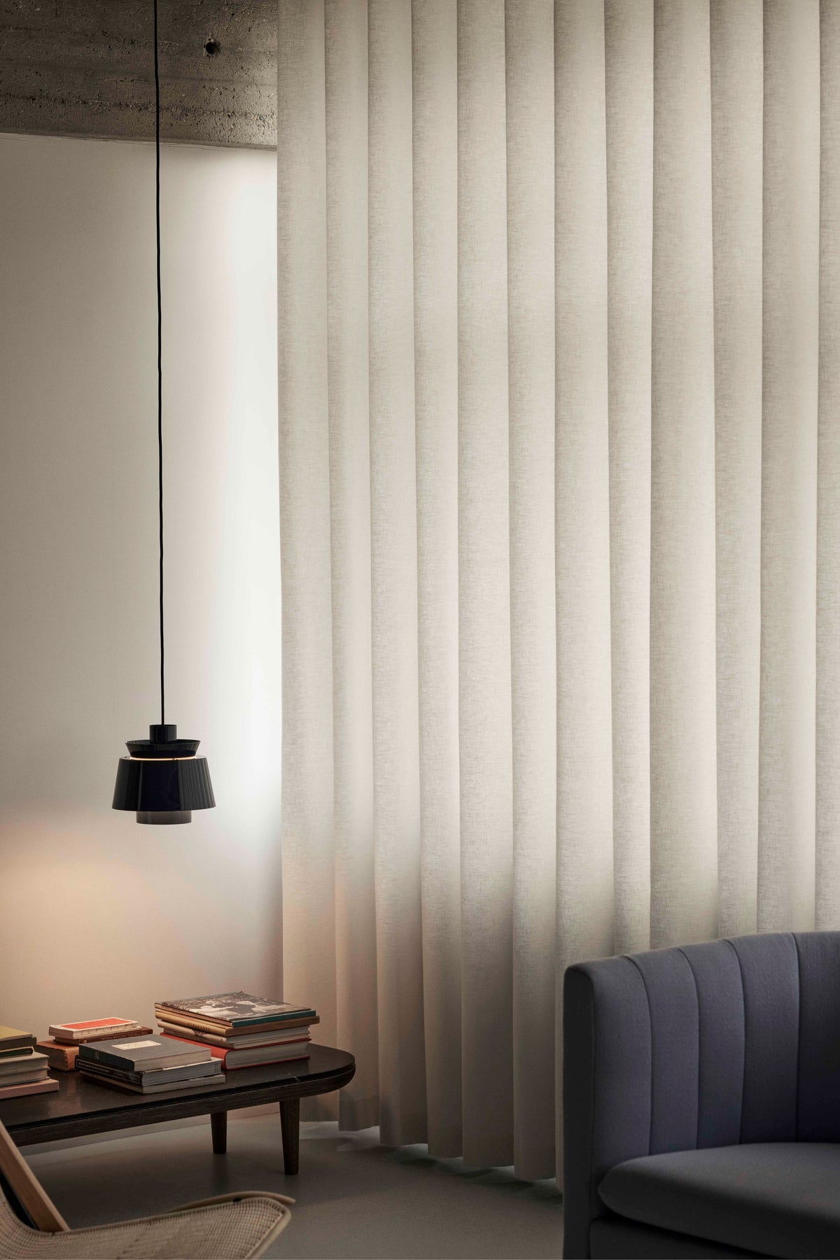 Sofa 2-osobowa LOAFER SC25 tapicerowany