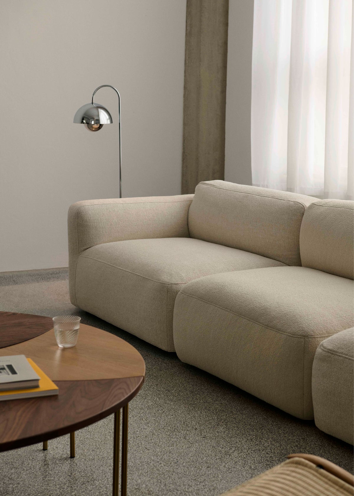 Sofa 3-osobowa DEVELIUS MELLOW tapicerowana