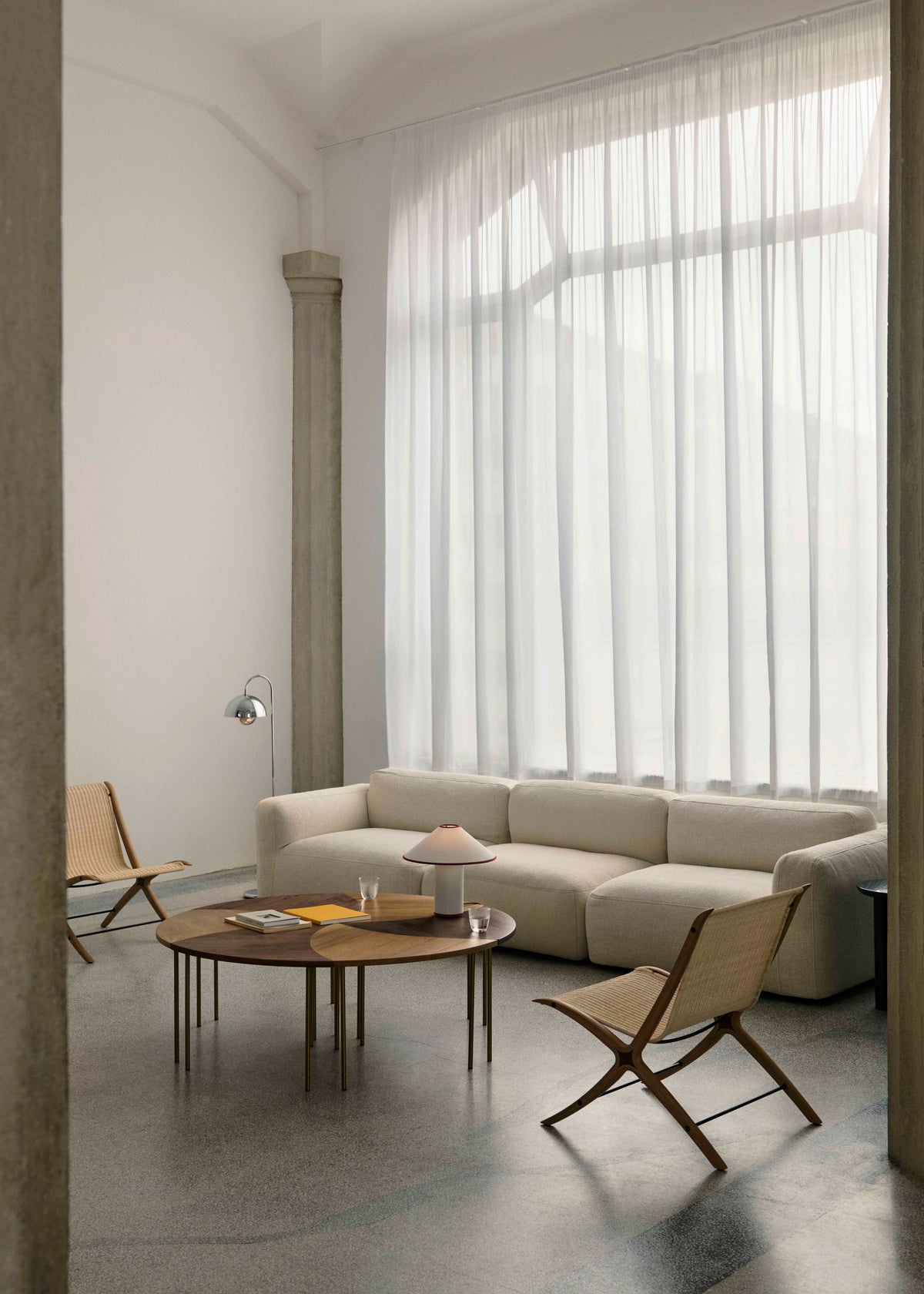 Sofa 3-osobowa DEVELIUS MELLOW tapicerowana