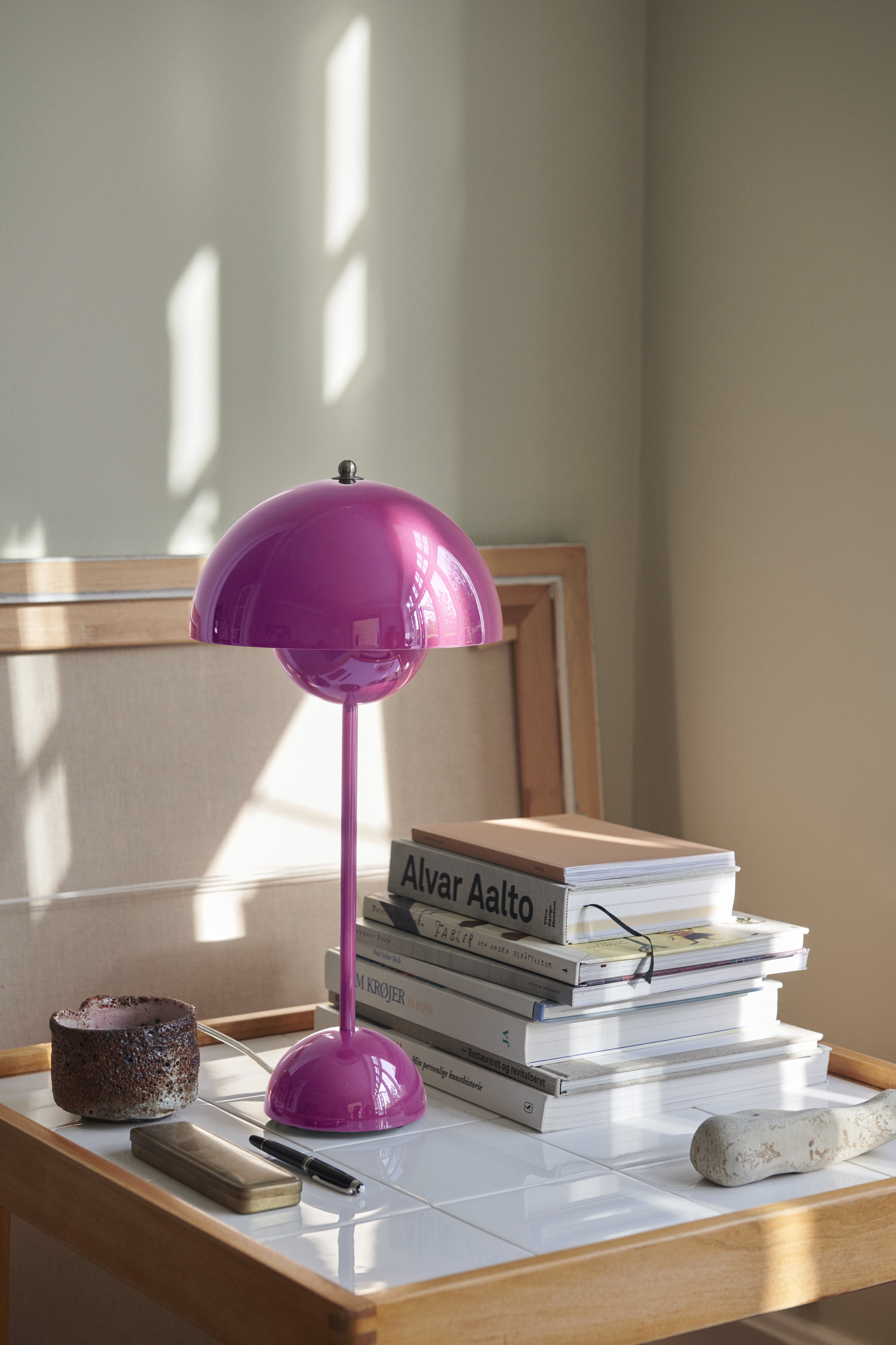 Lampa stołowa FLOWERPOT VP3 fuksja