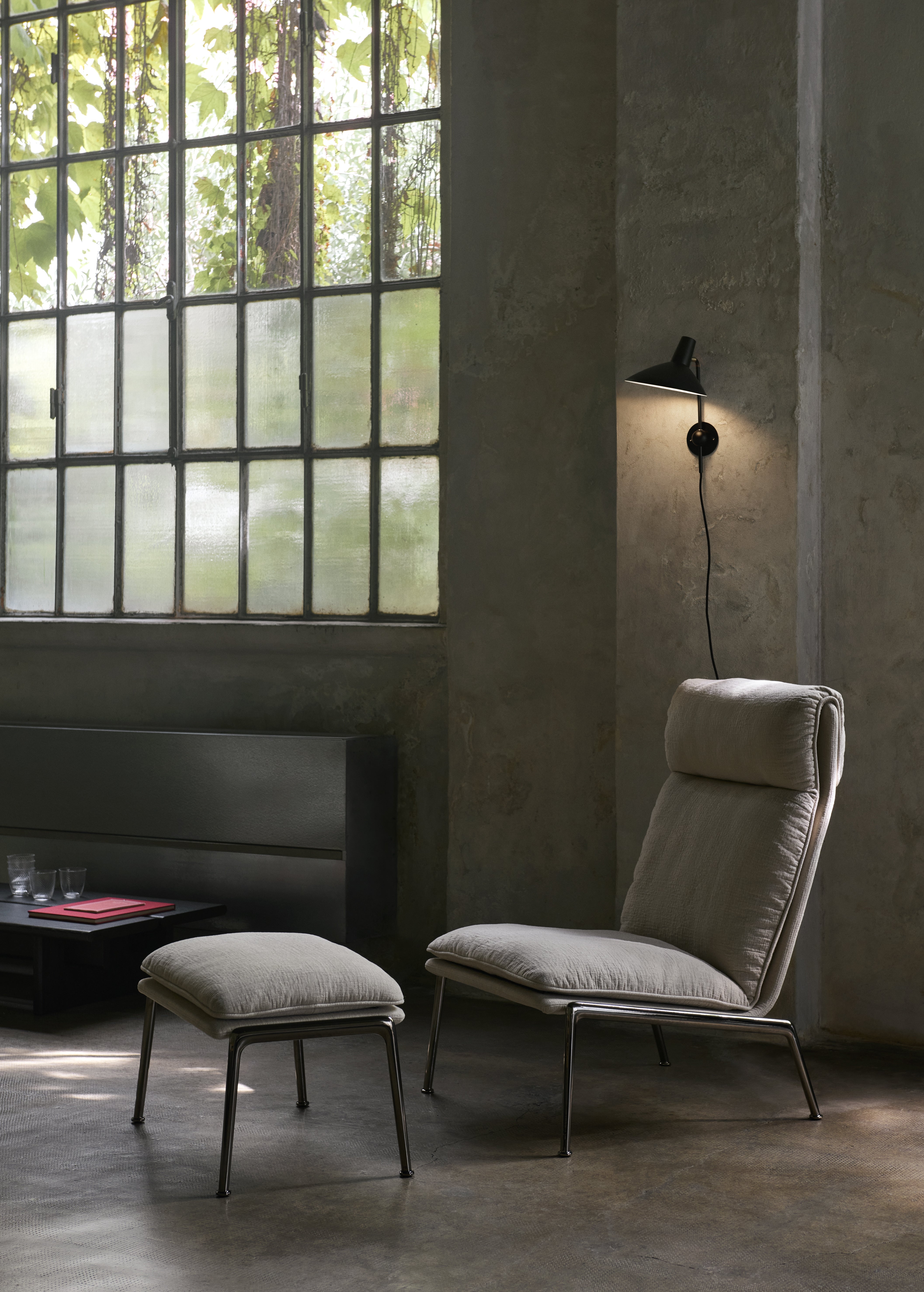 Lampa ścienna TRIPOD HM12 czarny