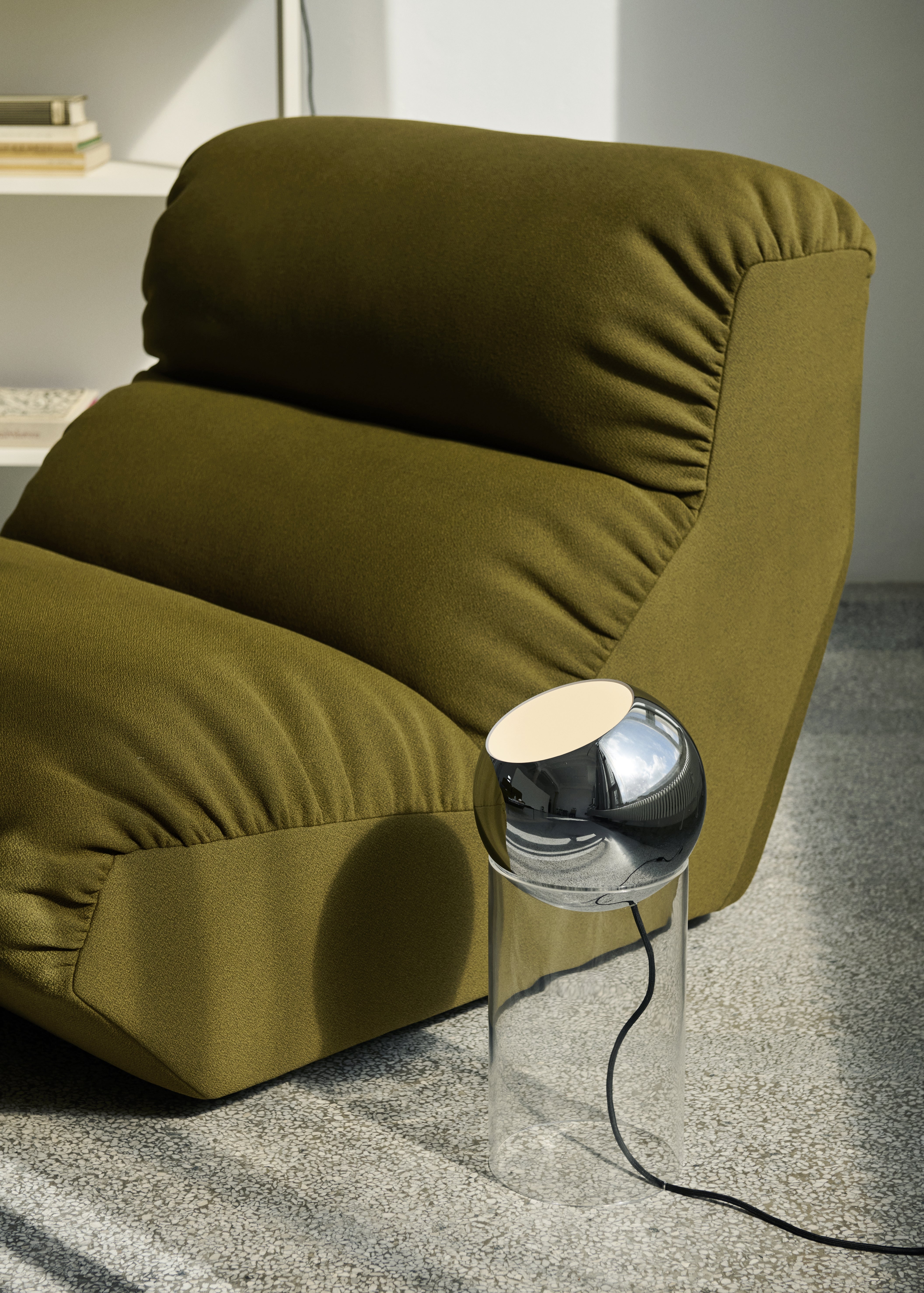 Lampa stołowa TOPAN chromowany klosz z transparentną podstawą