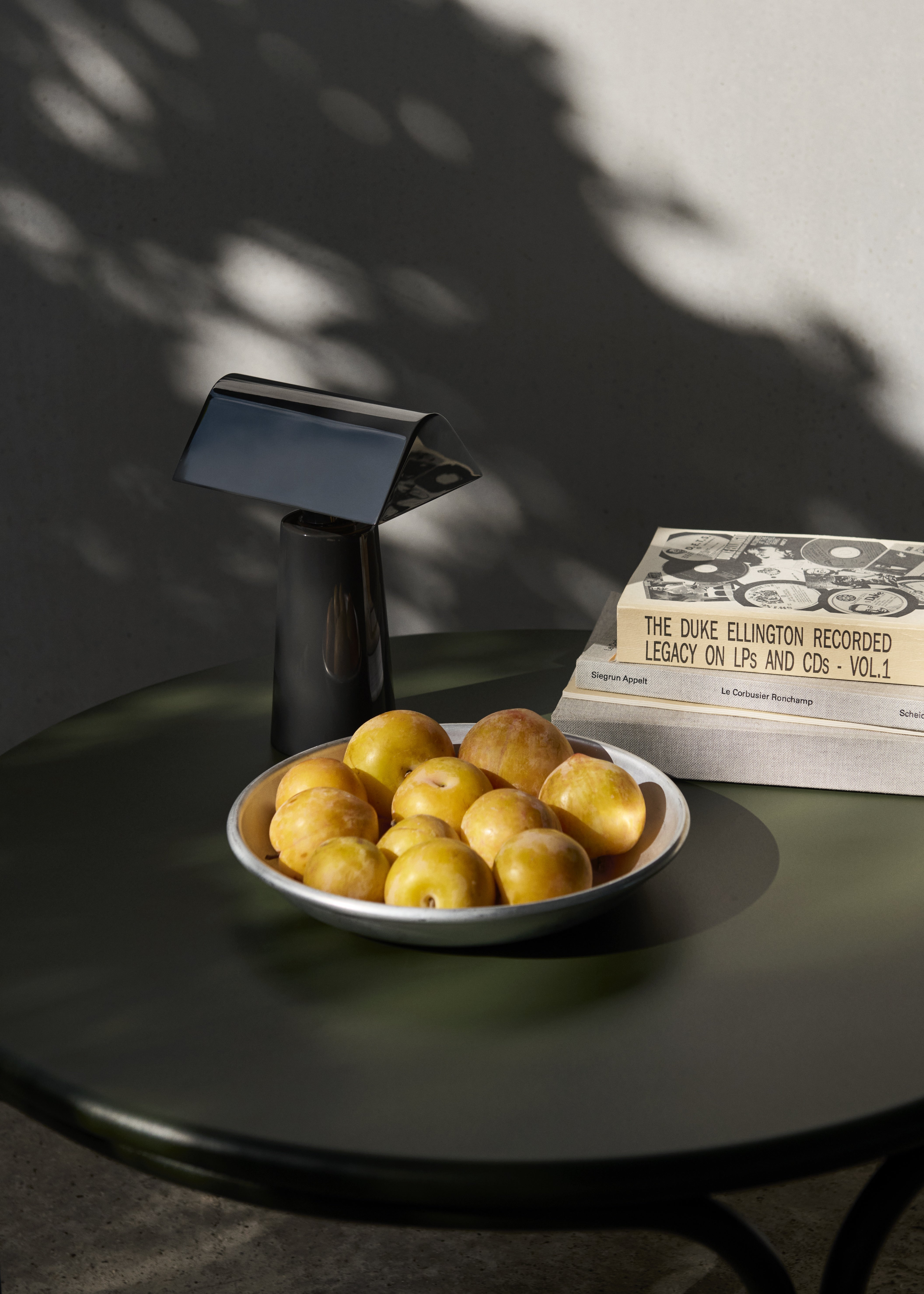 Lampa przenośna CARET MF1 antracytowy