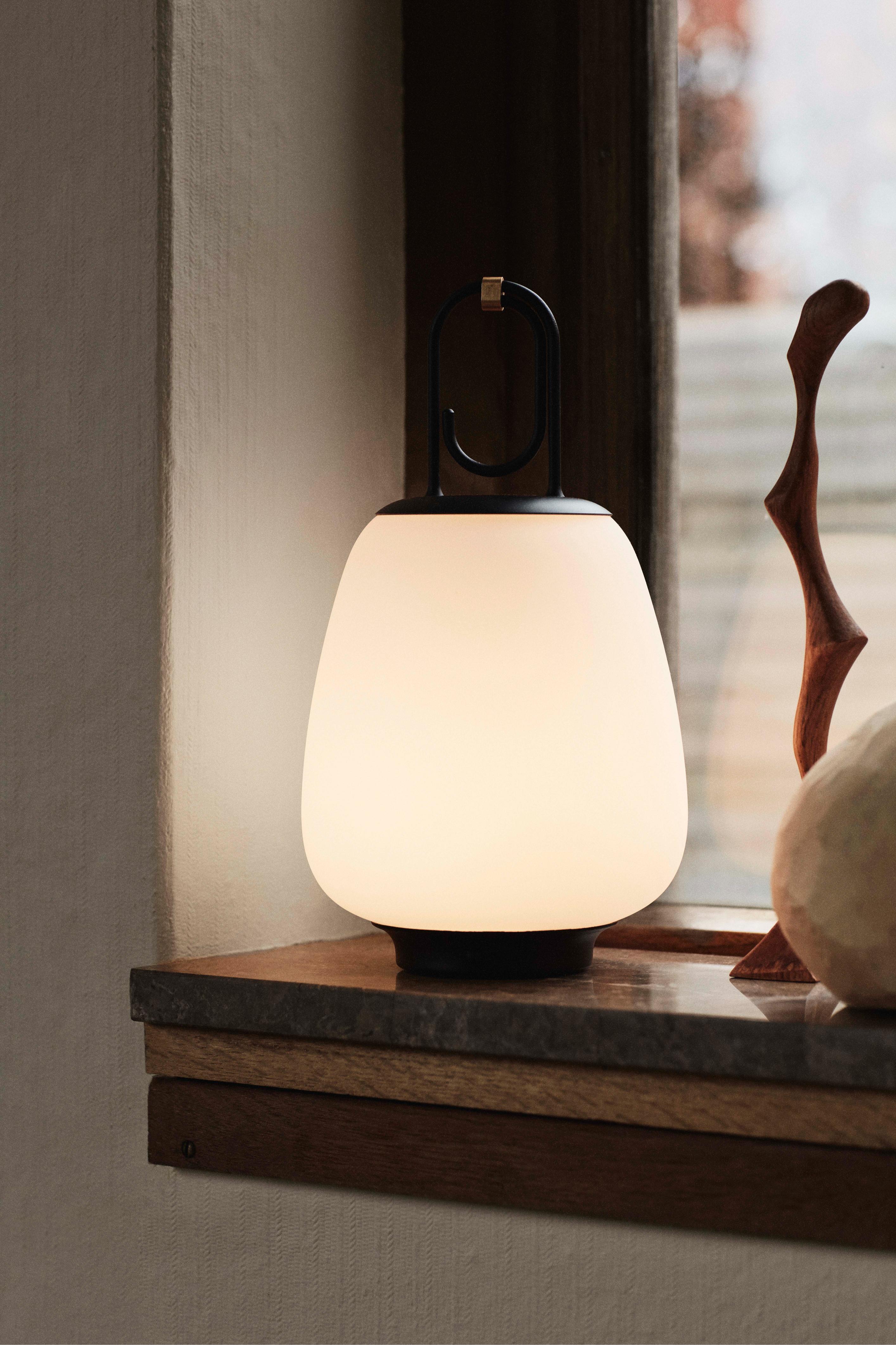 Lampa przenośna zewnętrzna LUCCA SC51 biały z czarnym wykończeniem