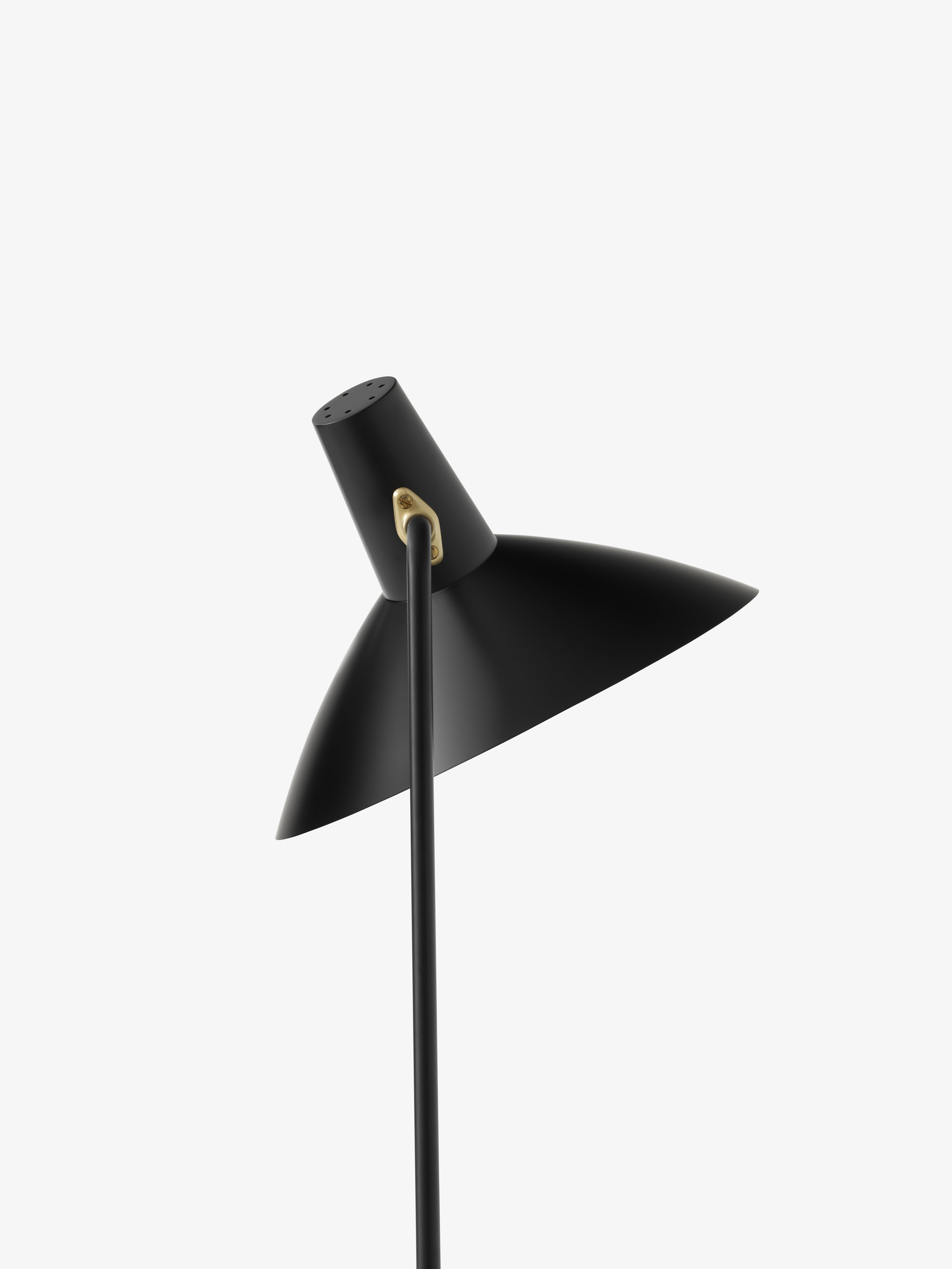Lampa podłogowa TRIPOD HM8 czarny