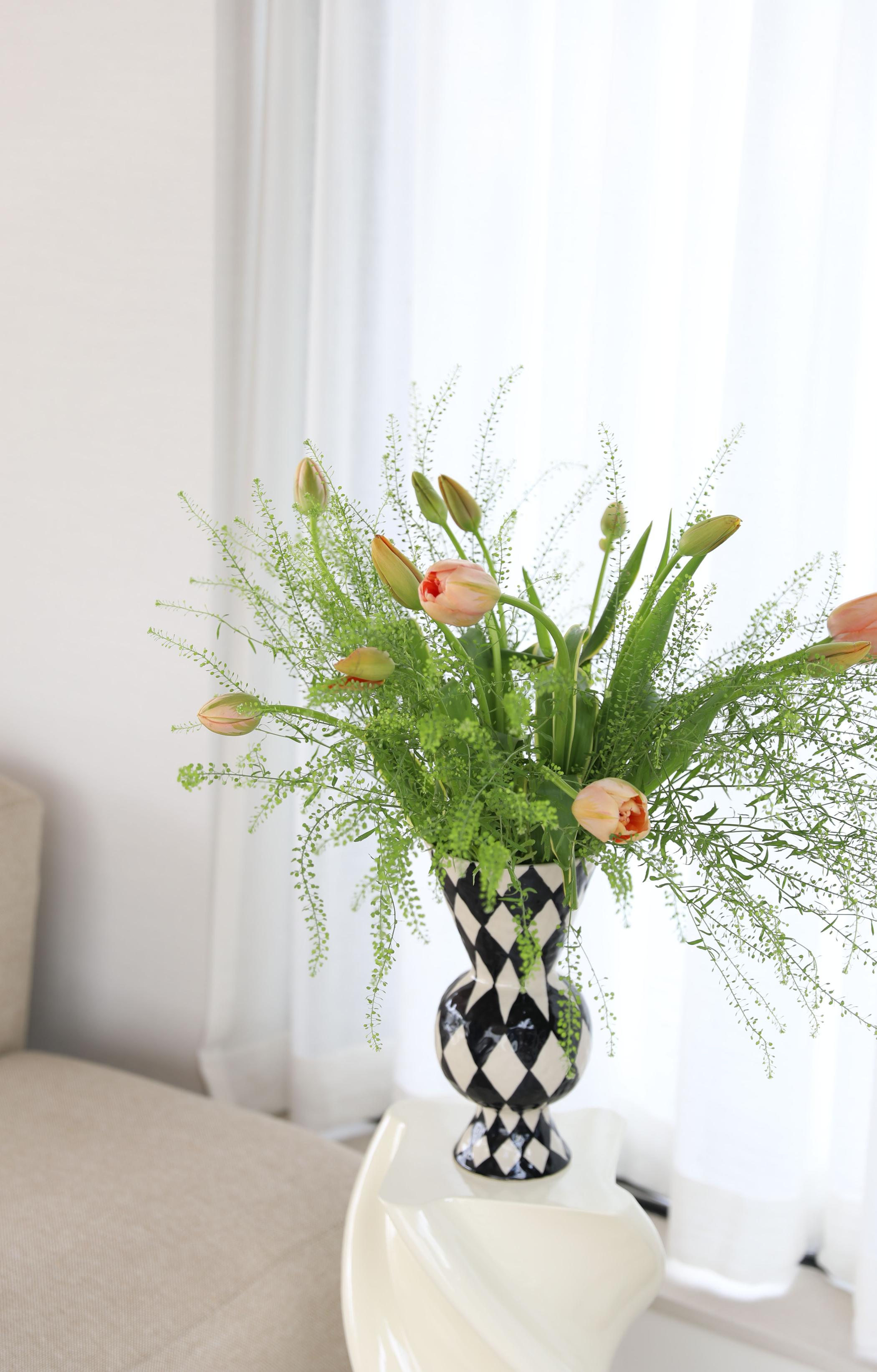 Wazon RHOMBIC czarny z białym