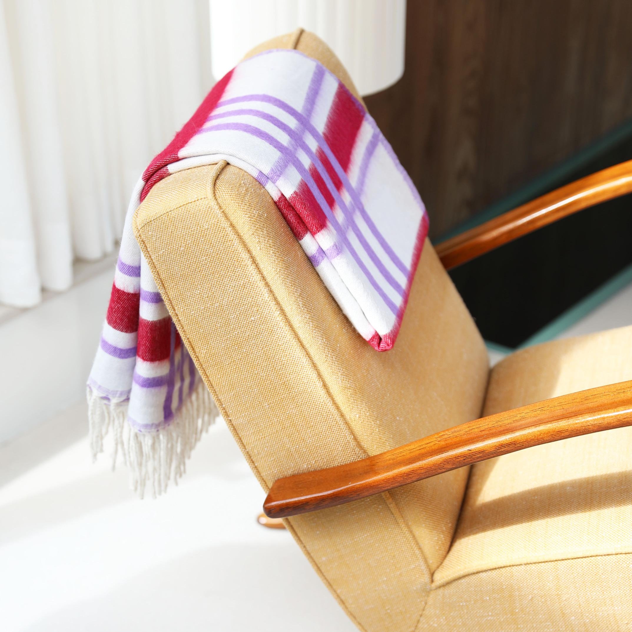 Pled PLANO white with purple and red