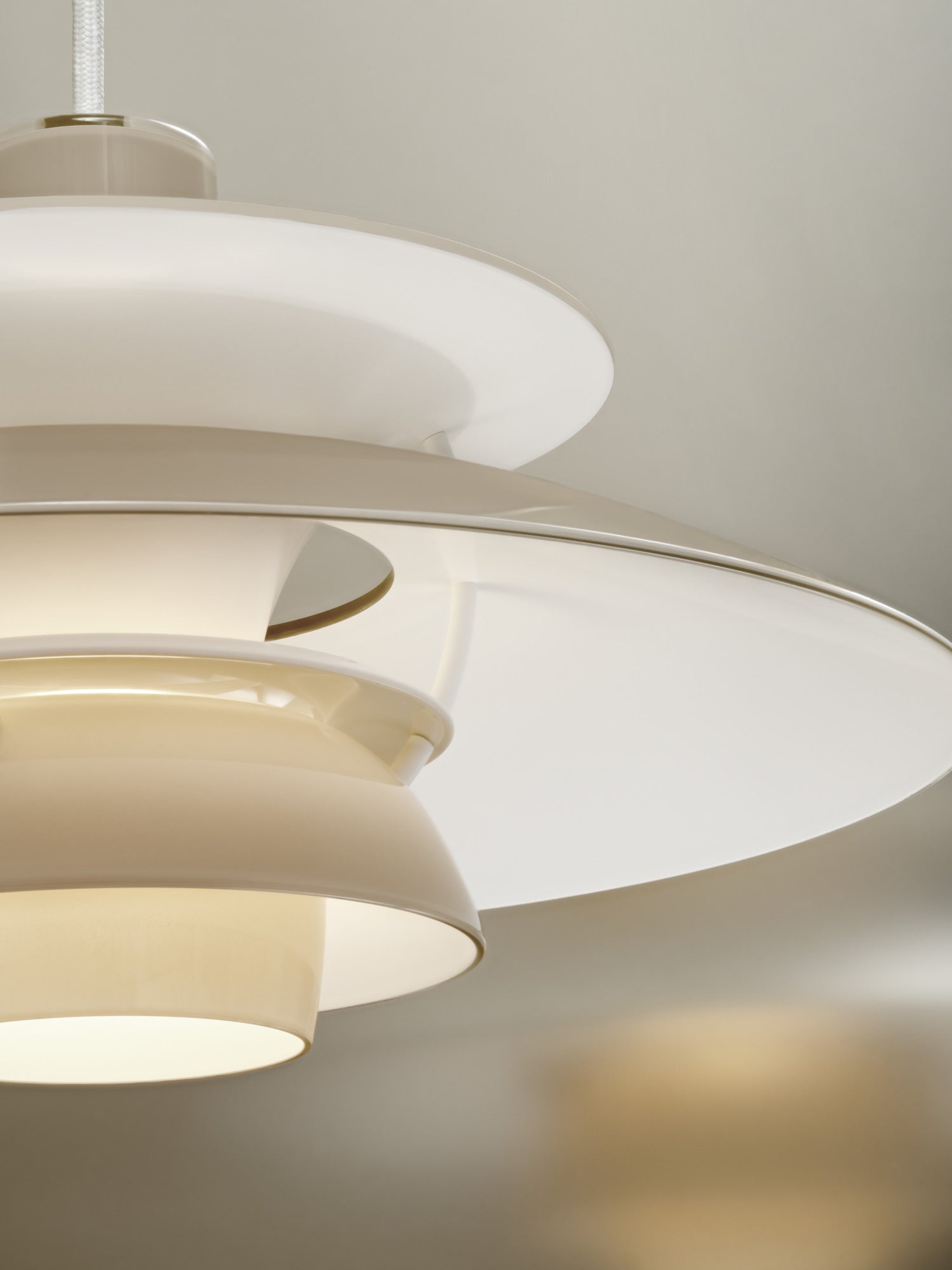 Lampa wisząca PH 5 OPAL beżowy – Louis Poulsen