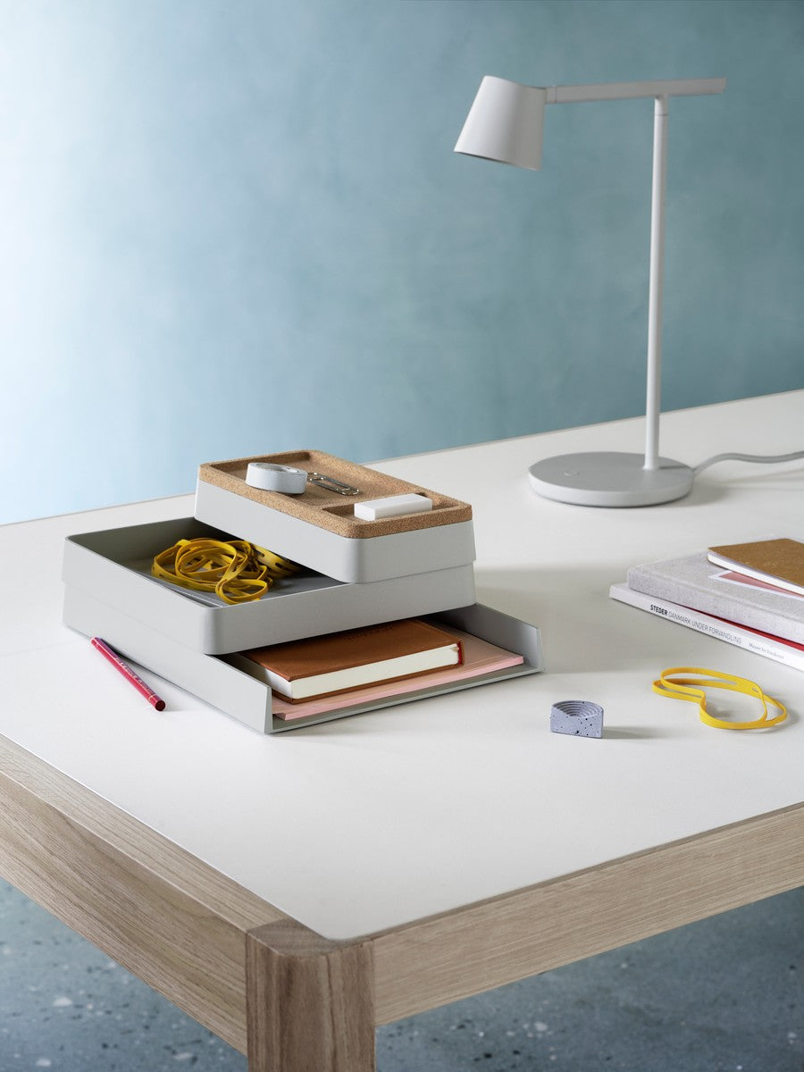 Stół WORKSHOP szare linoleum z dębową podstawą