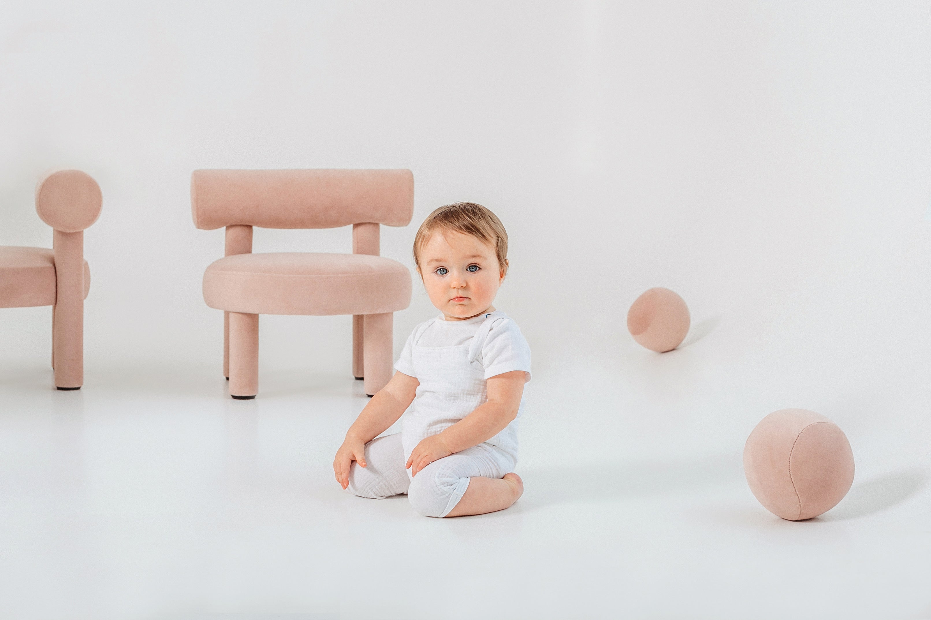 Puf dziecięcy BABY SPHERIC tapicerowany