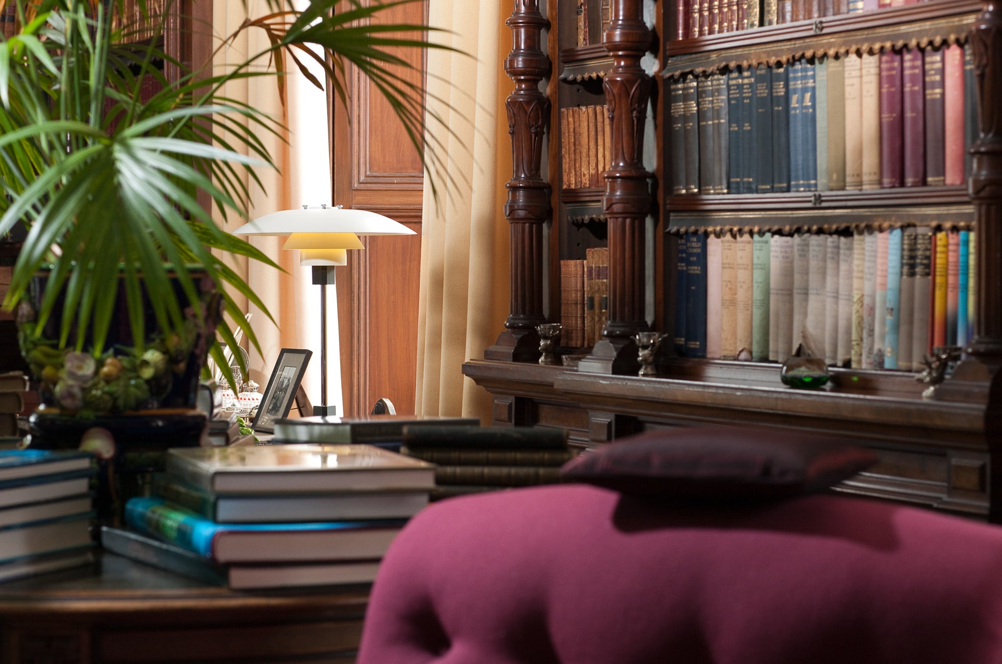 Lampa stołowa PH 4/3 biały z chromowaną podstawą