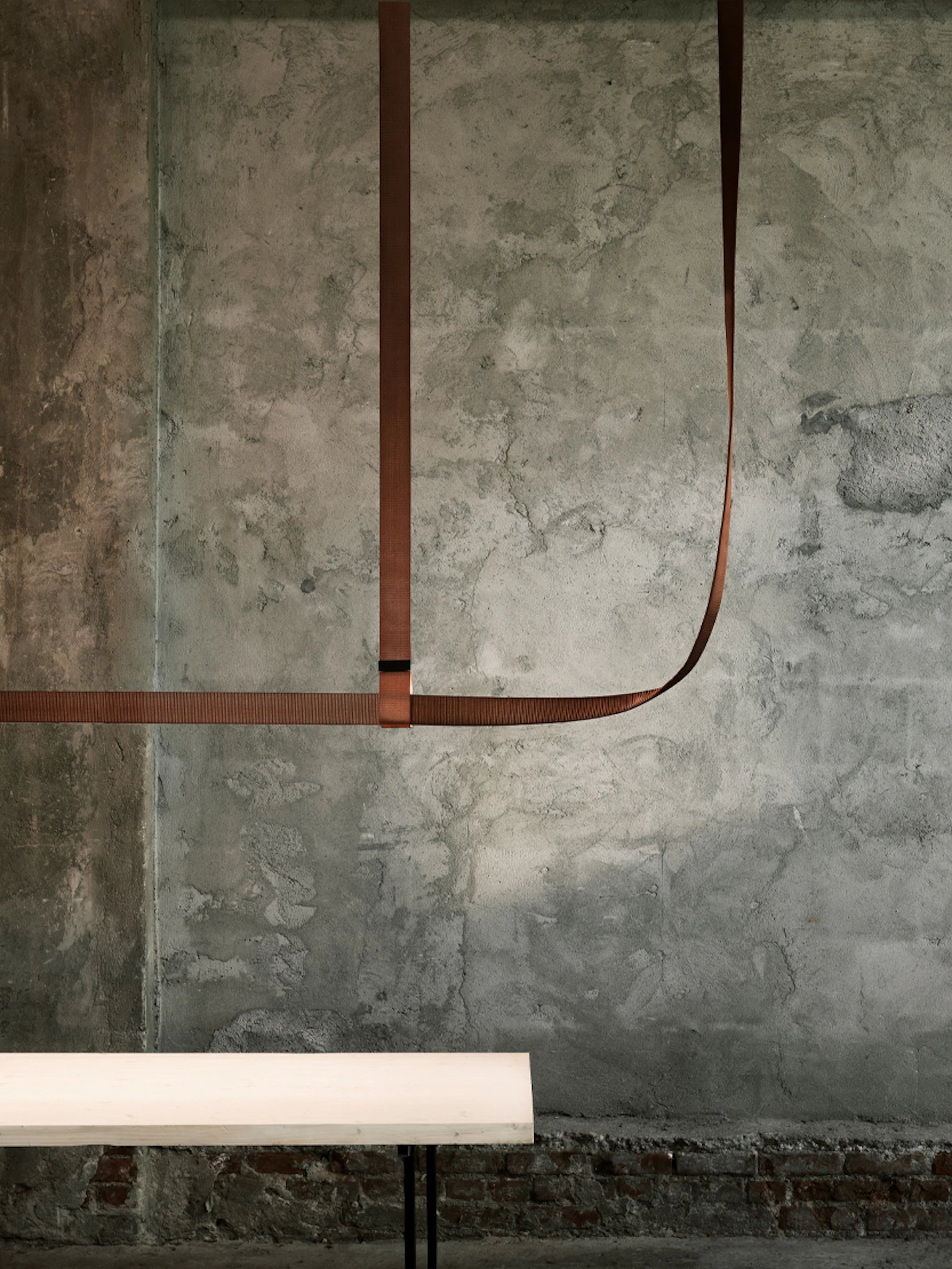 Lampa wisząca BELT brązowa skóra