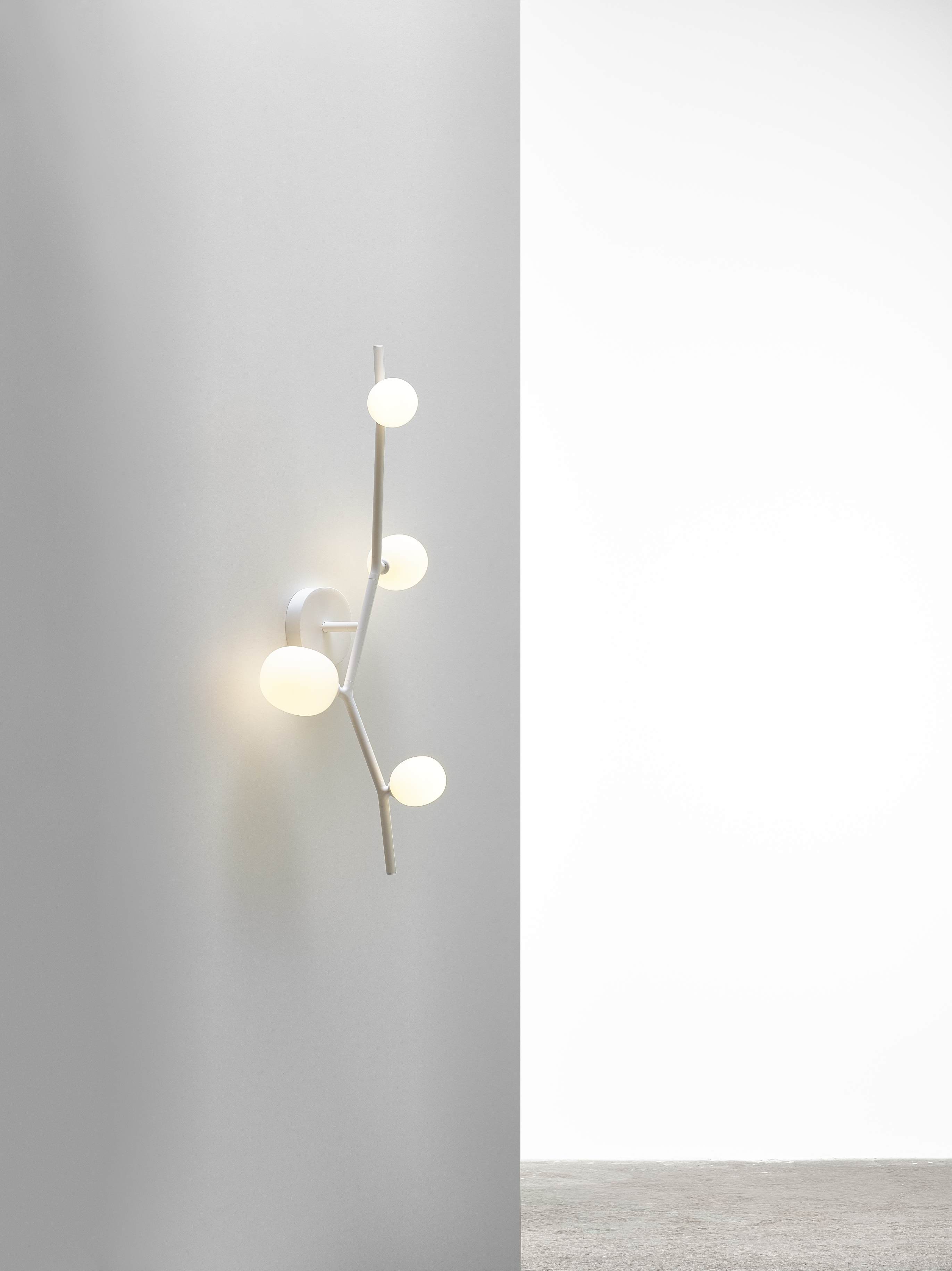 Lampa ścienna IVY szkło matowe