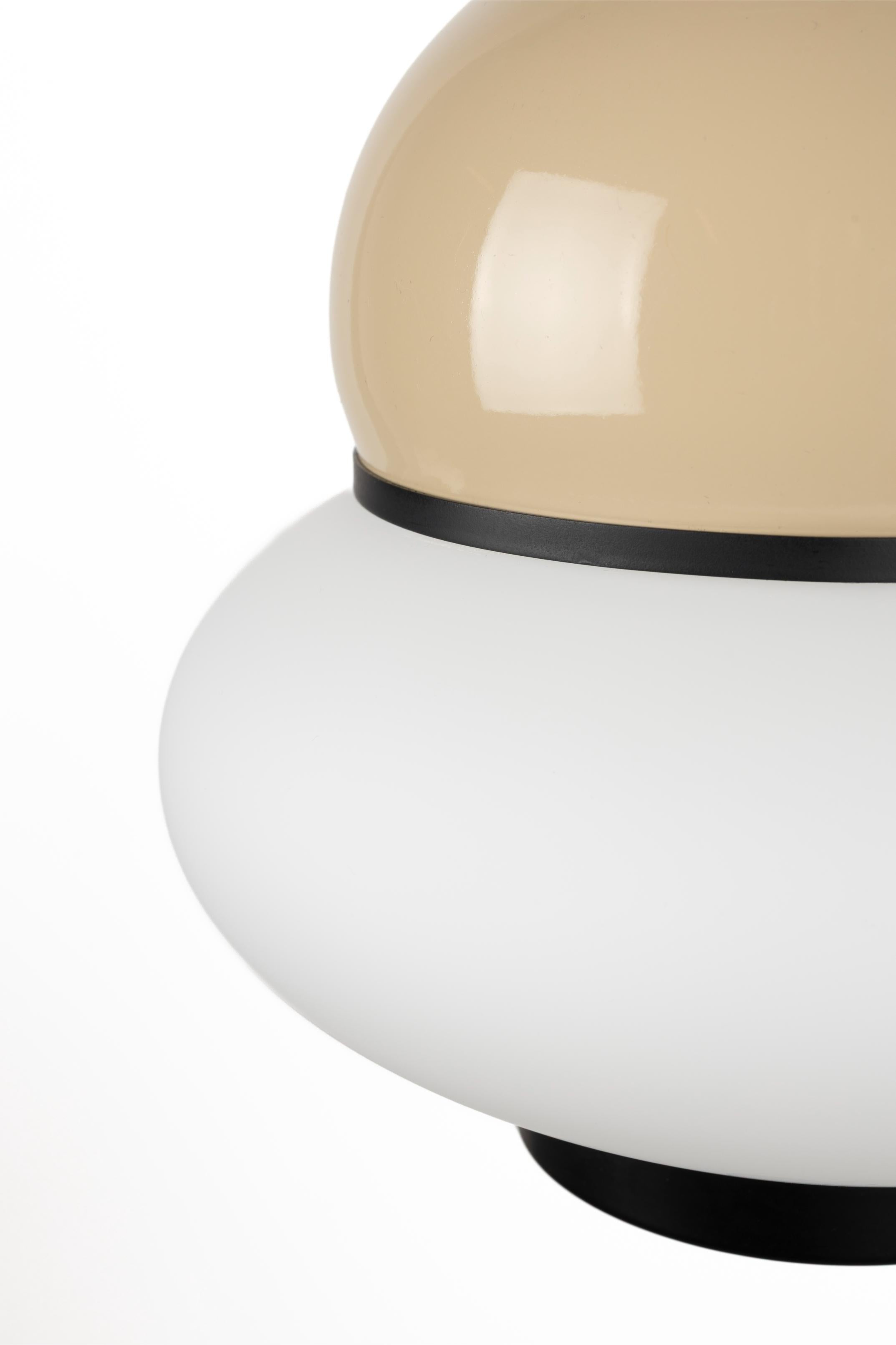 Lampa wisząca BUMBLE beżowy z czarnym wykończeniem