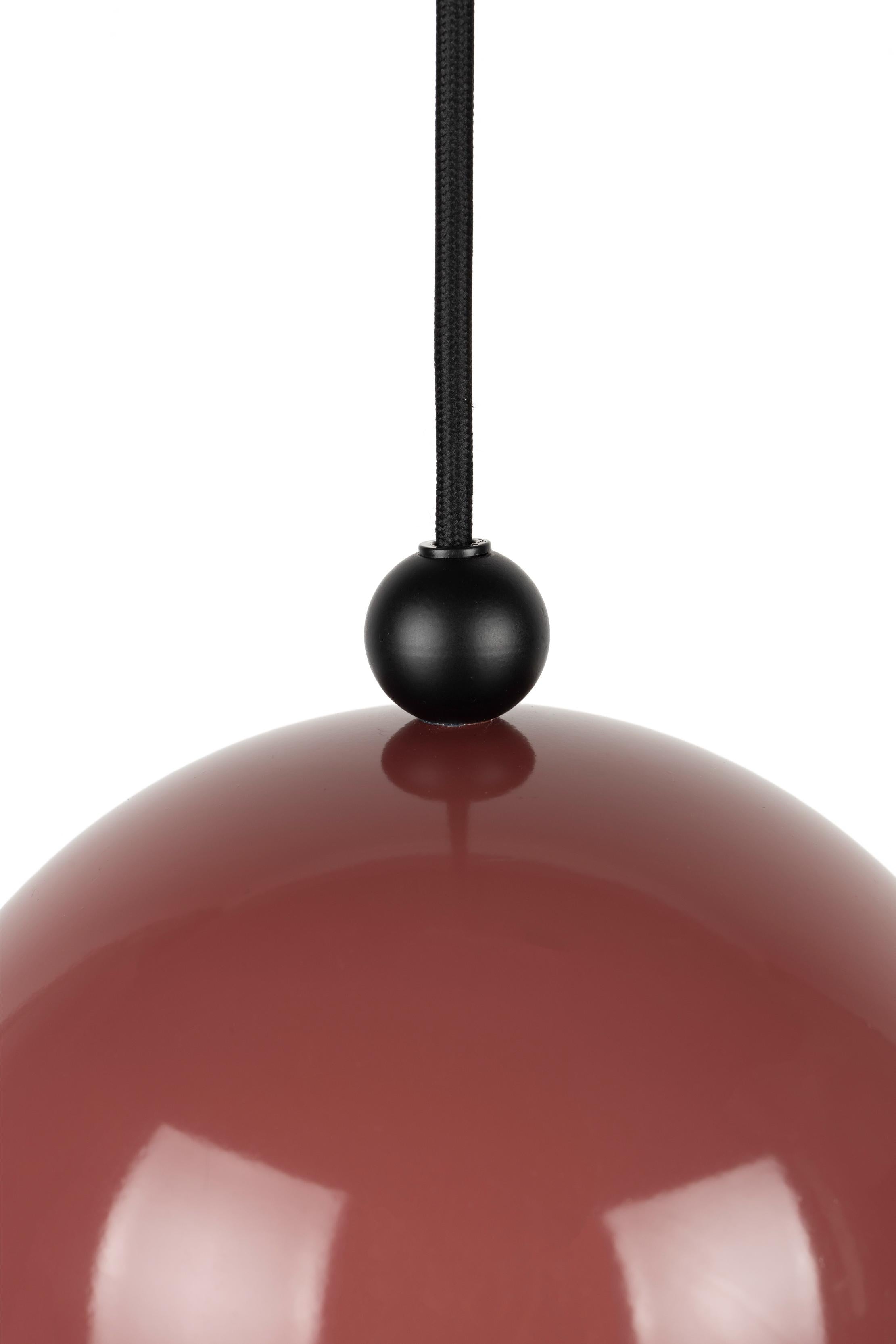 Lampa wisząca BUMBLE bordowy z czarnym wykończeniem