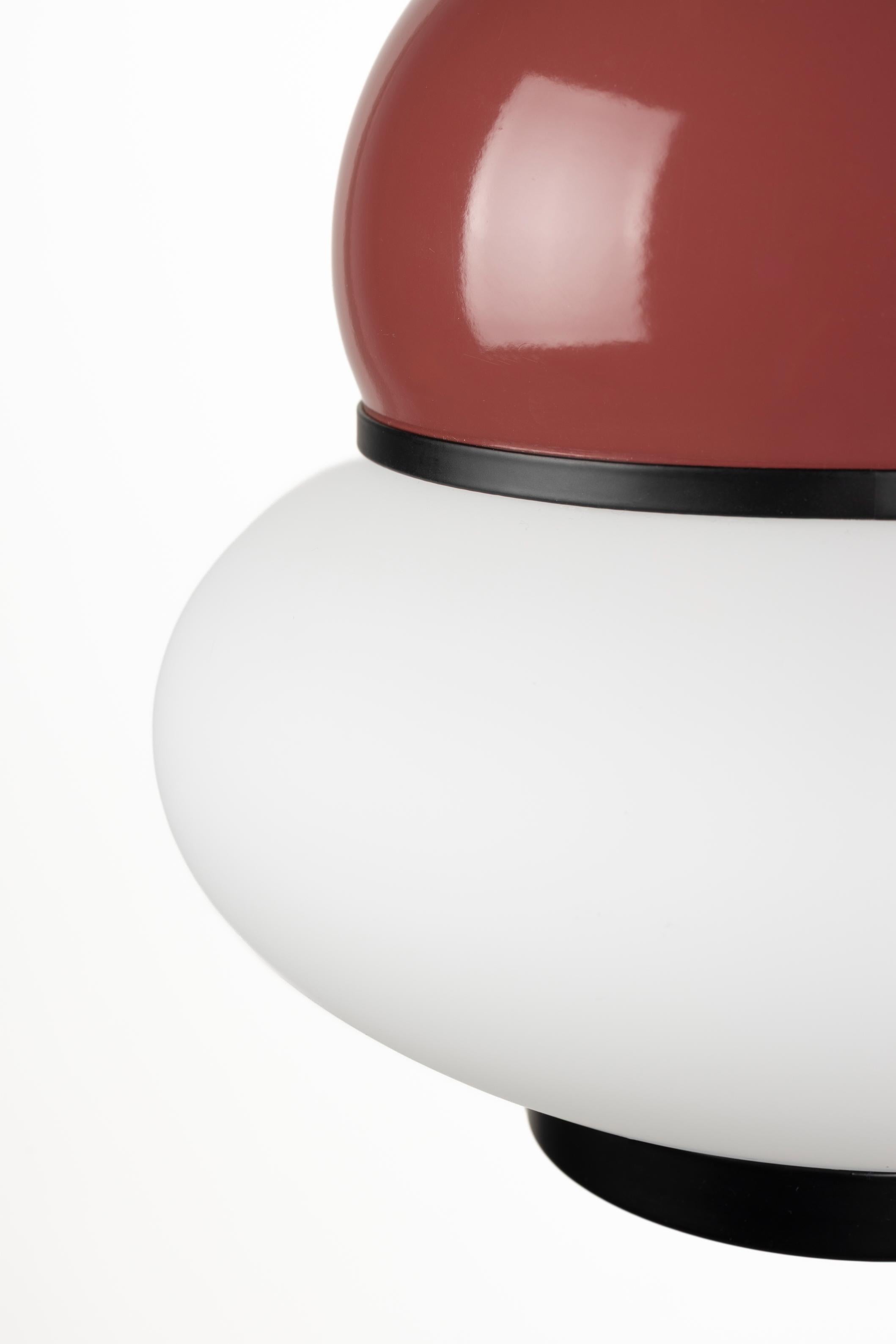 Lampa wisząca BUMBLE bordowy z czarnym wykończeniem