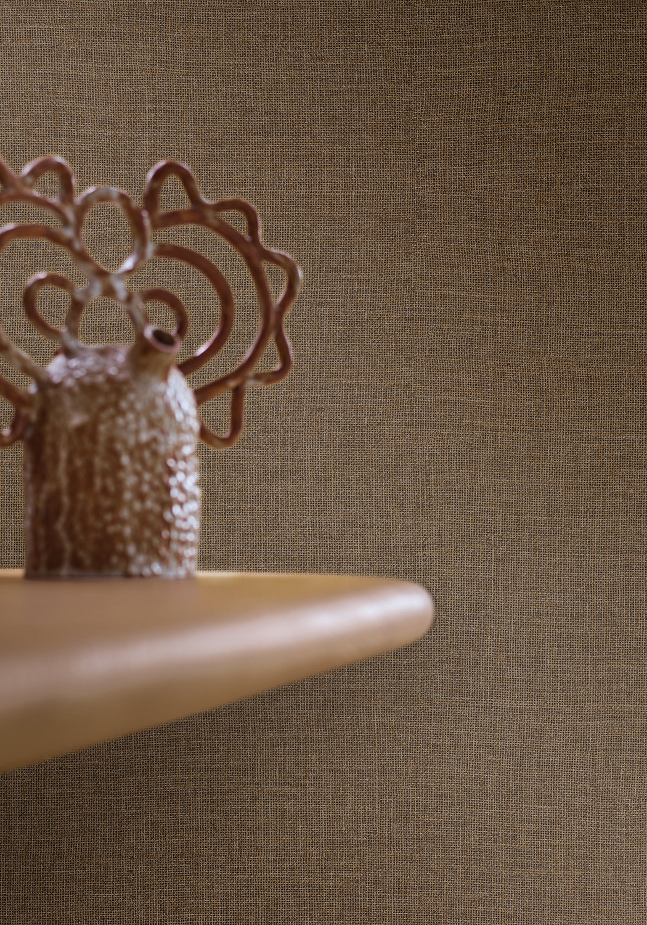 Tapeta winylowa strukturalna imitująca jutę LIENZO - KAKI wojskowa zieleń