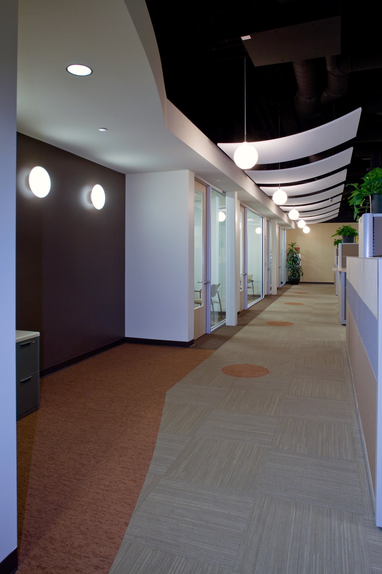 Lampa wisząca WOHLERT białe szkło