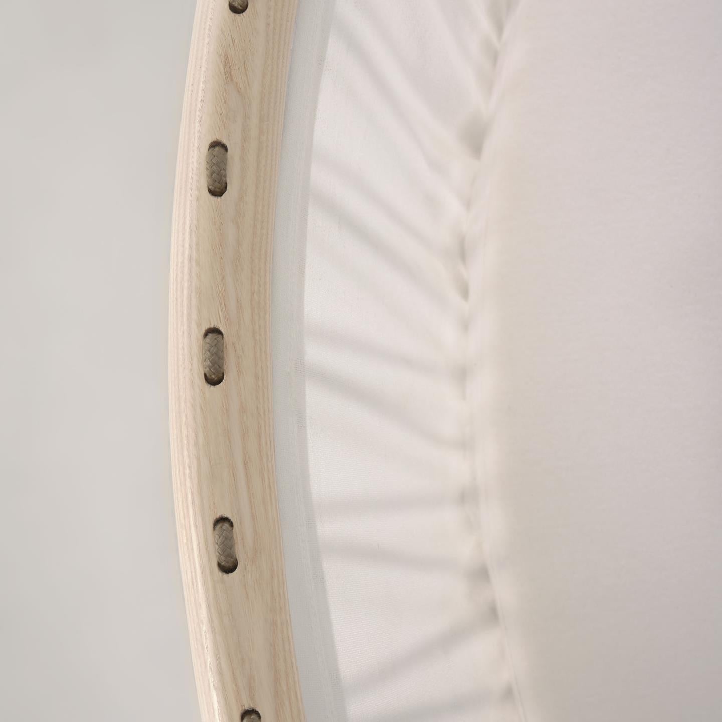 Kosz Mojżesza LEONELA lite drewno jesionowe La Forma    Eye on Design