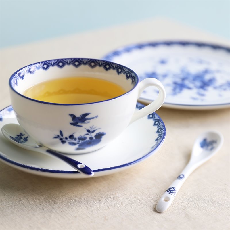 Set of cups with saucer DELFTWARE white with blue