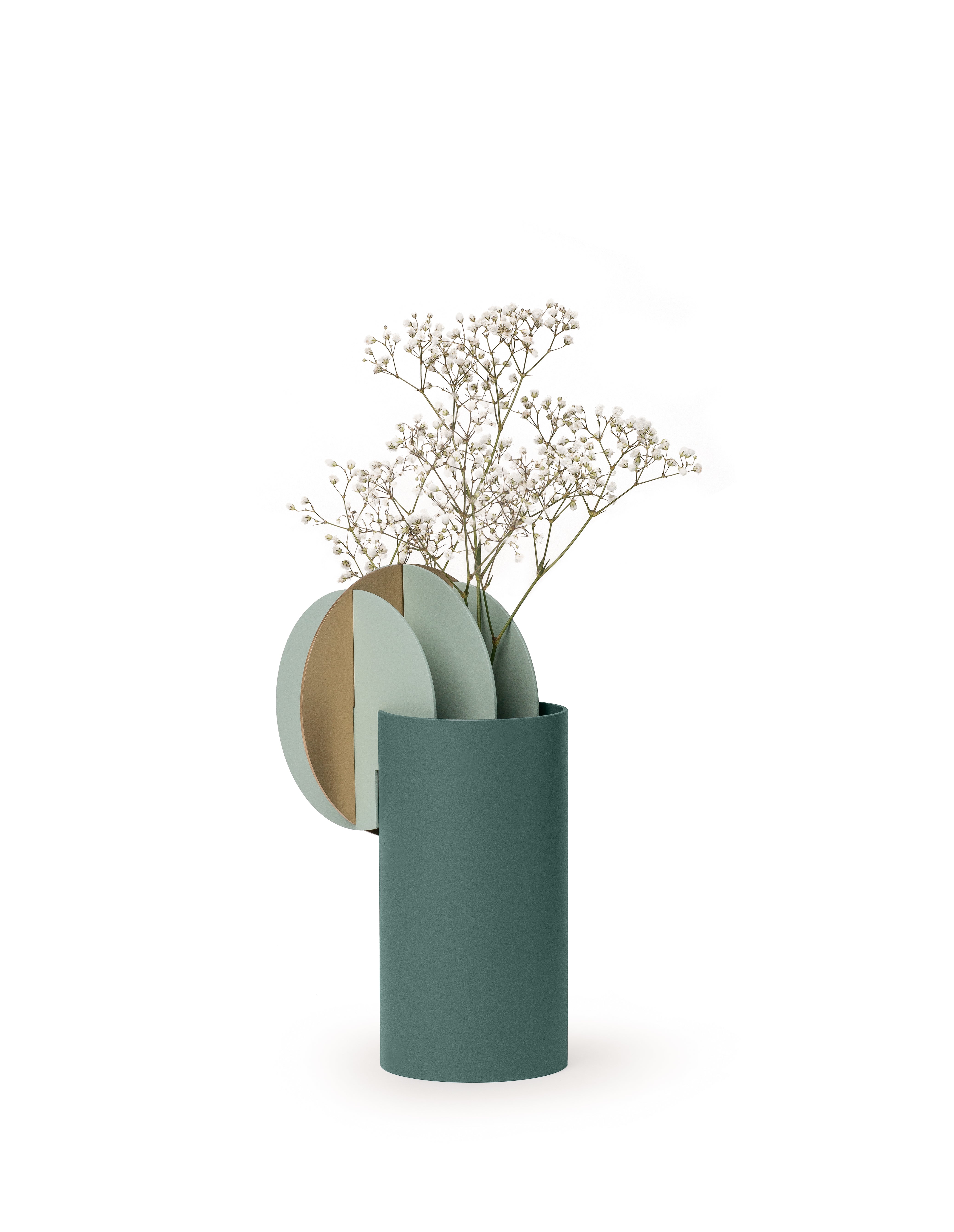 Vase DELAUNAY grün mit Messing